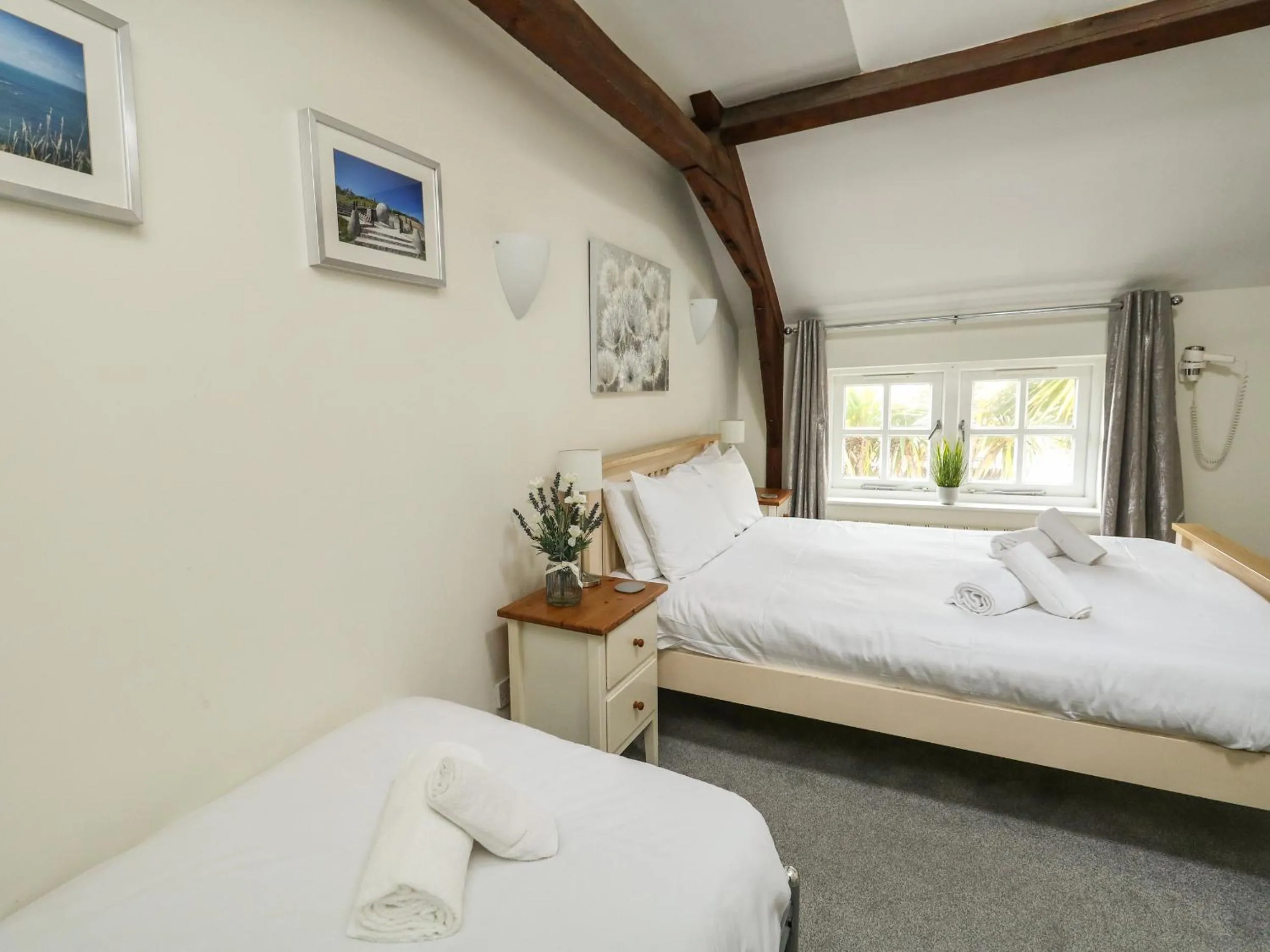Bed in Footprint