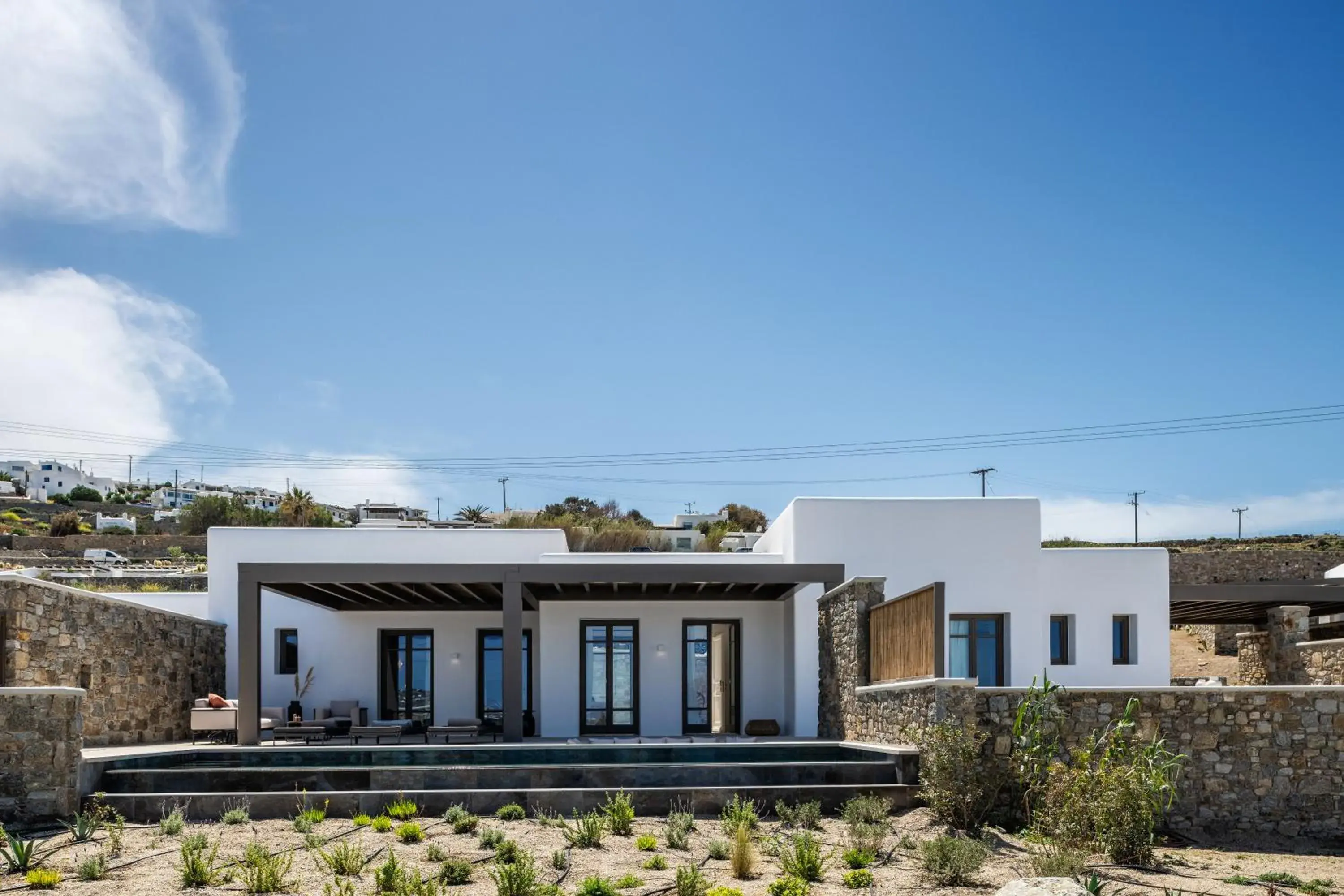 Property building in Bonzoe Suites & Villas Property building in Bonzoe Suites & Villas