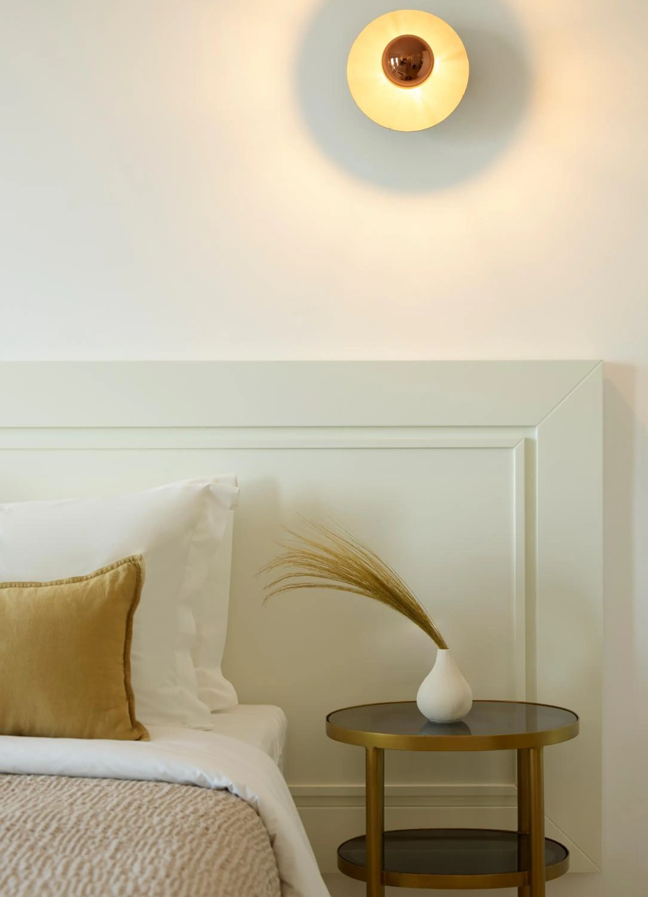 Bedroom, Bed in Bonzoe Suites & Villas