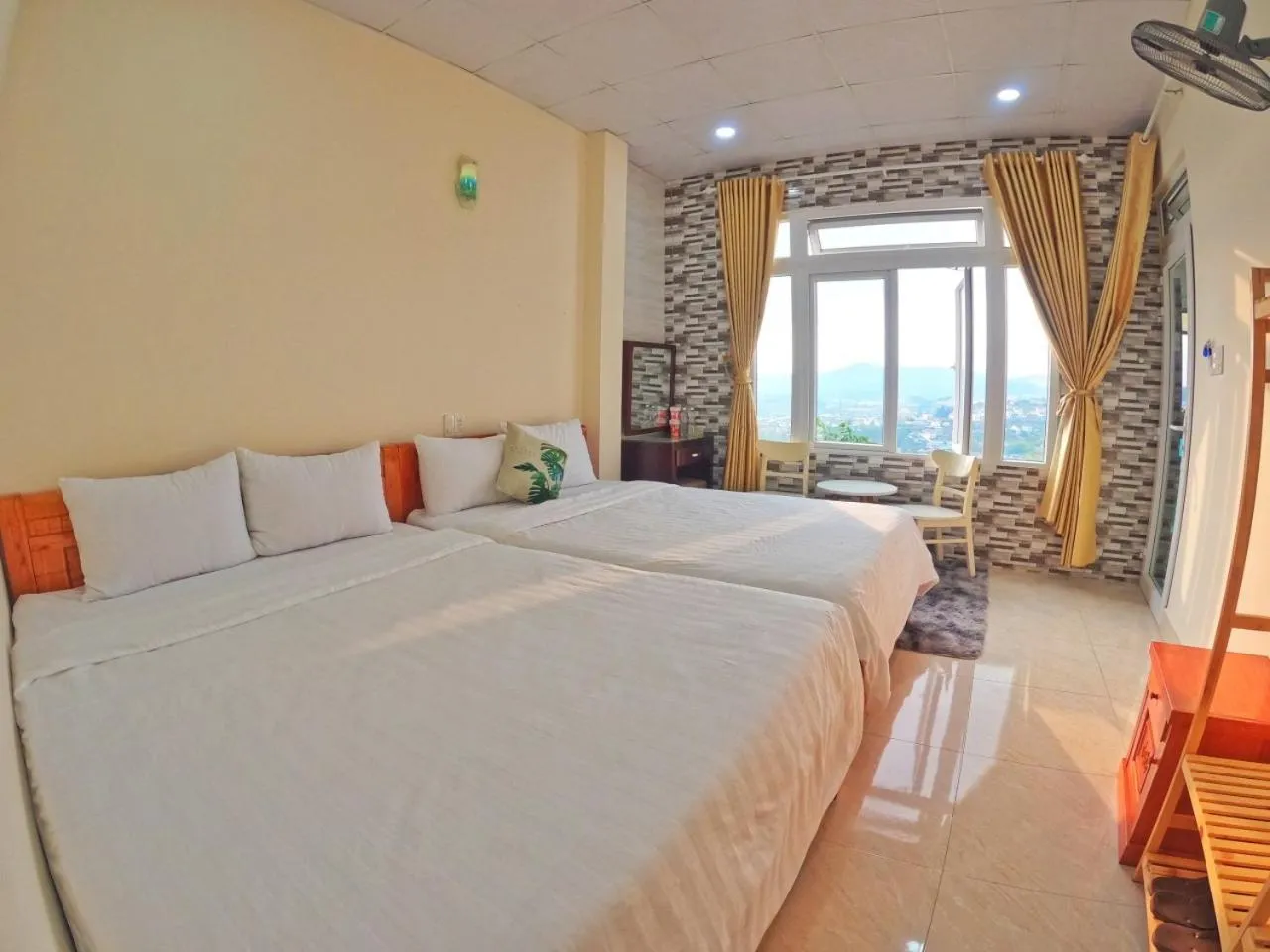 Bedroom, Bed in Da Lat Ngoi Sao Viet