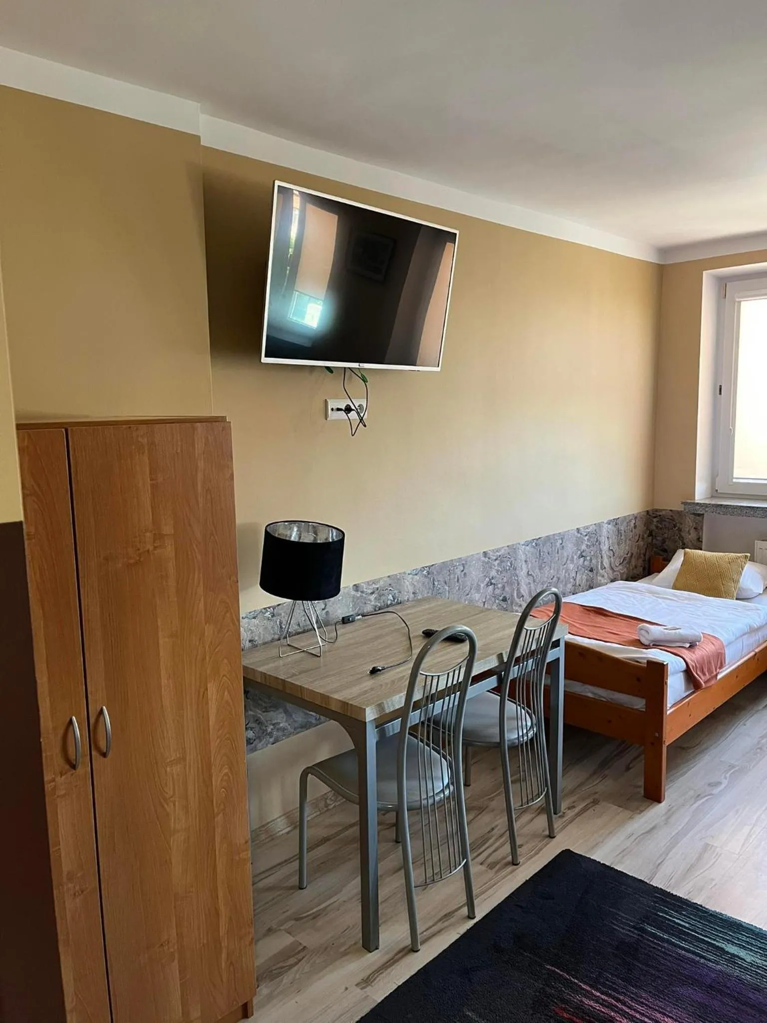 Bed in Luna Noclegi i Zakwaterowanie