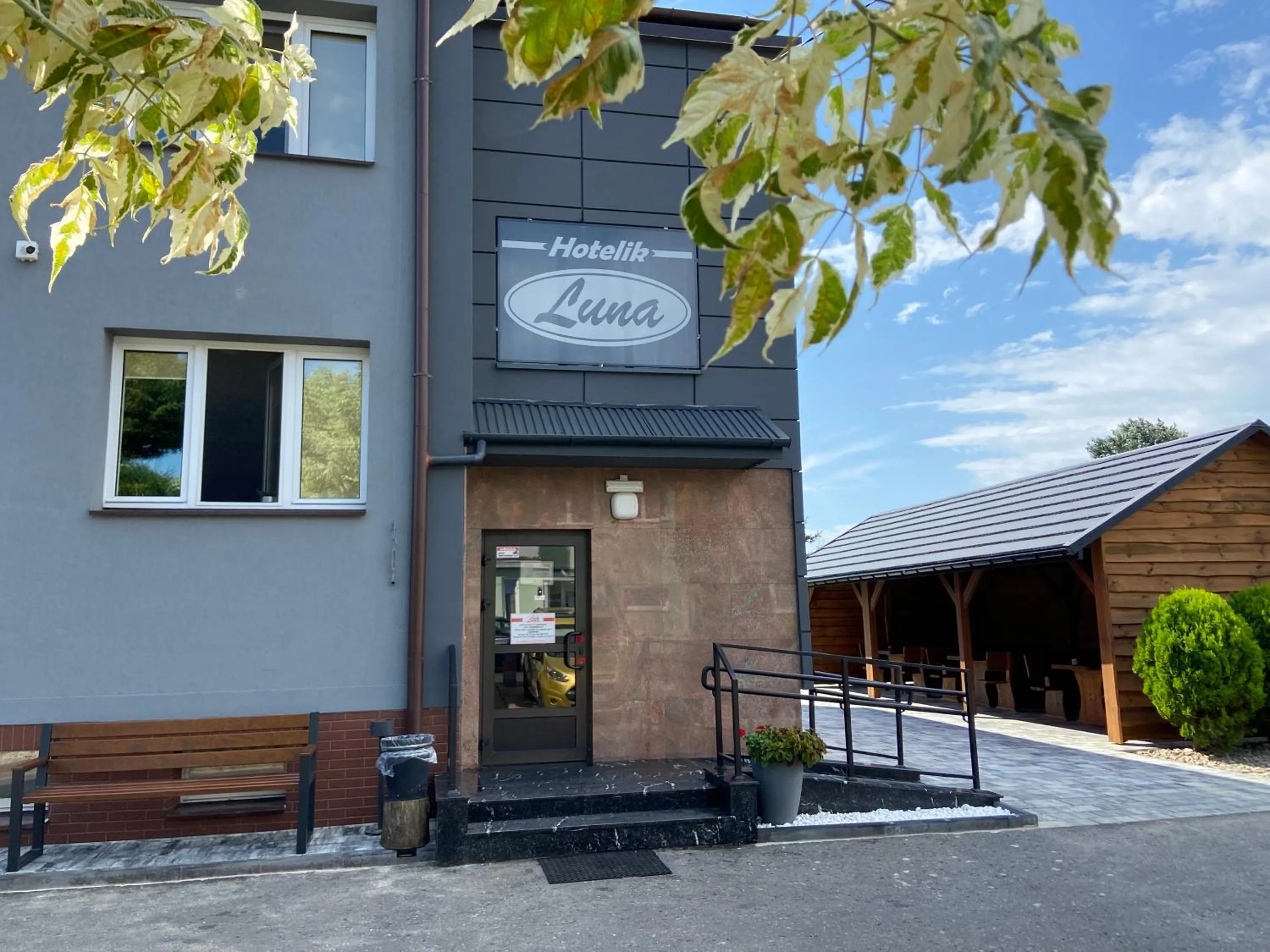 Luna Noclegi i Zakwaterowanie