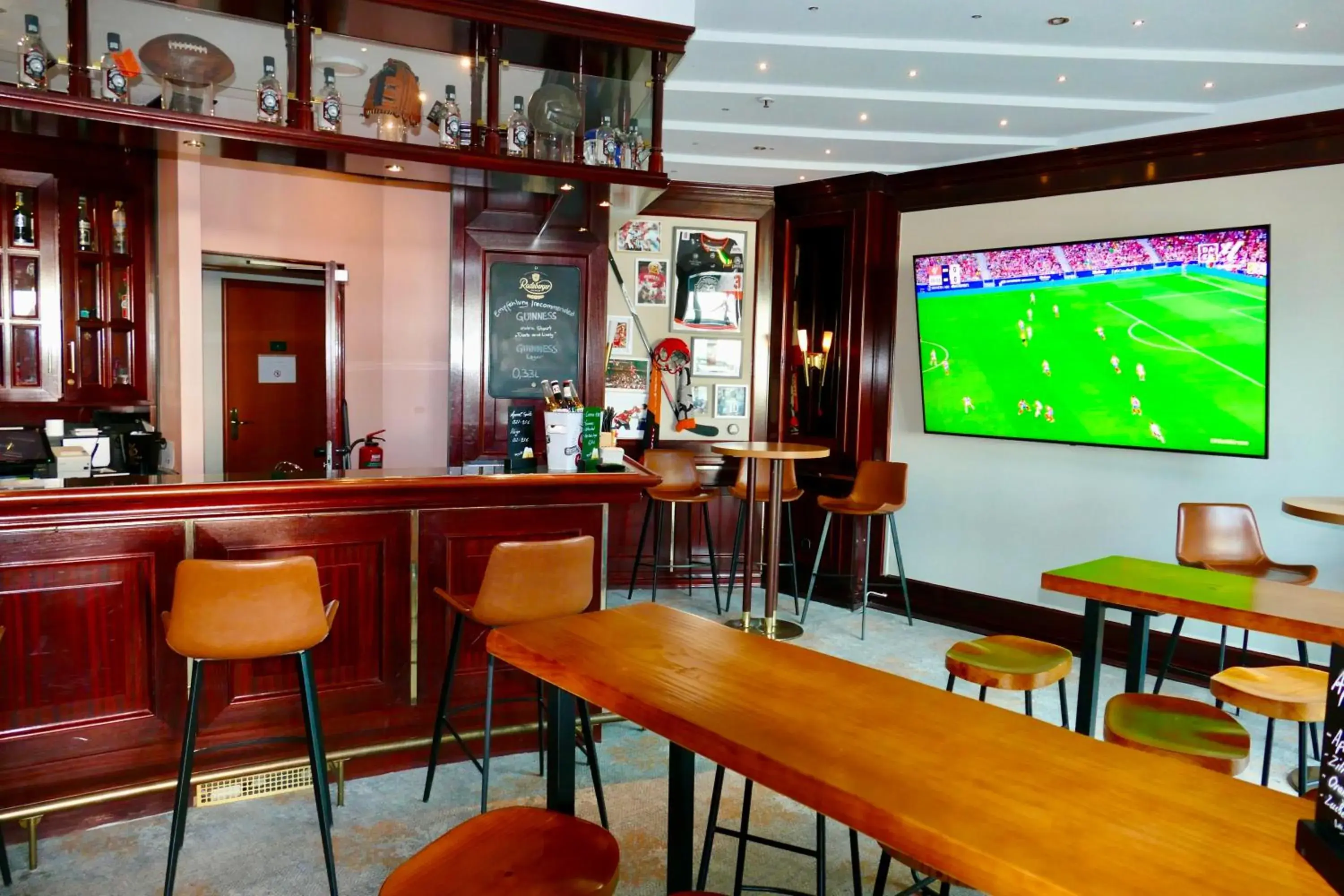 Lounge or bar in Hotel Amadeus Frankfurt Lounge or bar in Hotel Amadeus Frankfurt