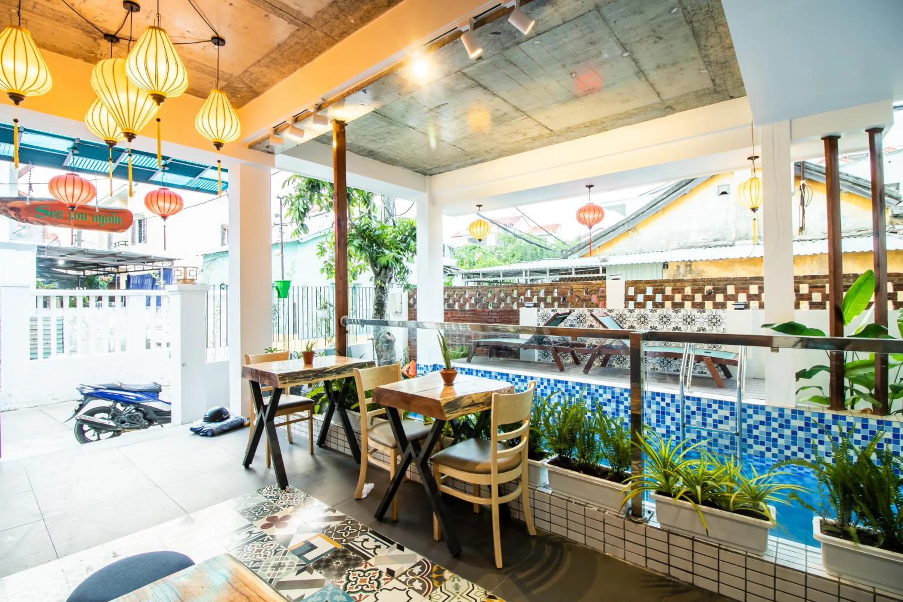 Lounge or bar in HOI AN HEART LODGE