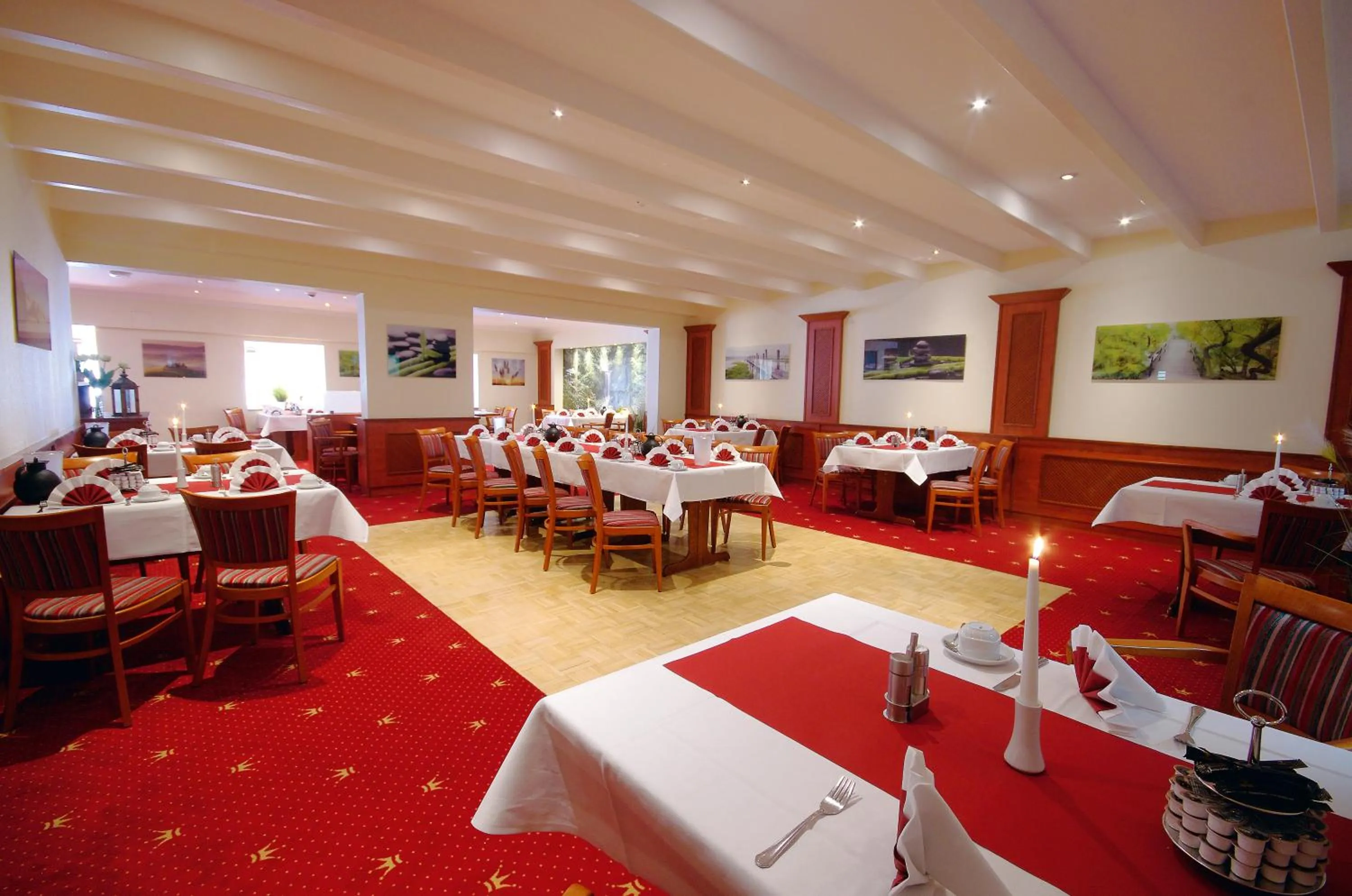 Restaurant/places to eat in AVALON Hotelpark Königshof