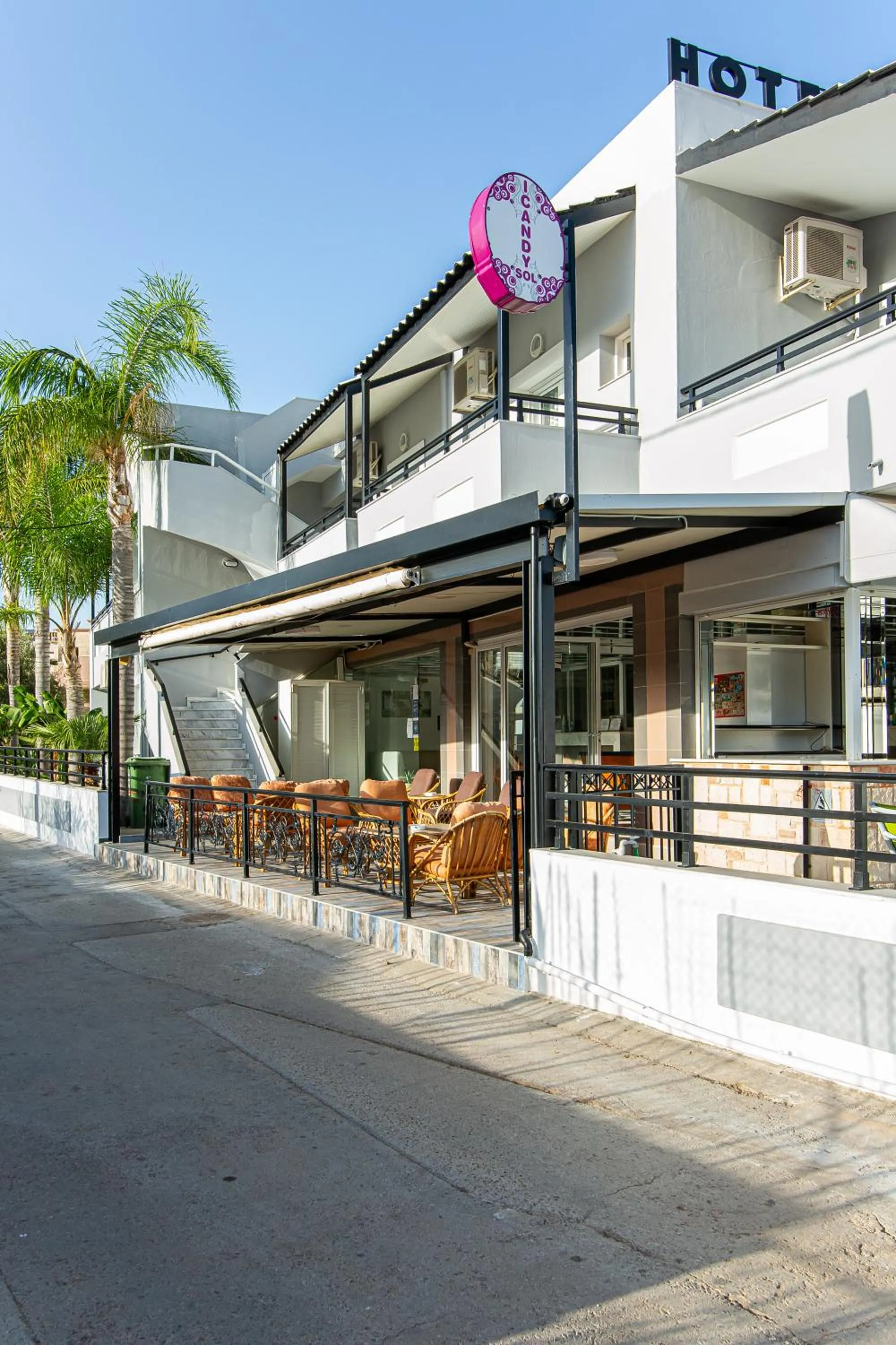 Property building in ICandy Sol