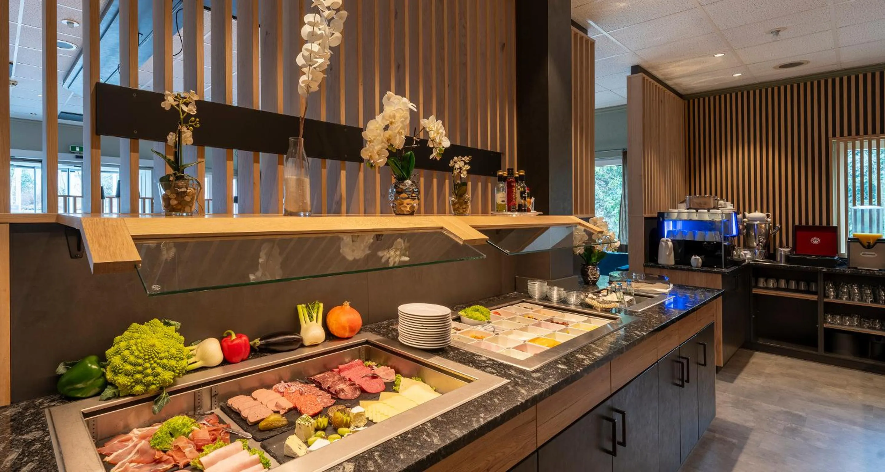 Buffet breakfast in Sure Hotel by Best Western Hilden-Düsseldorf