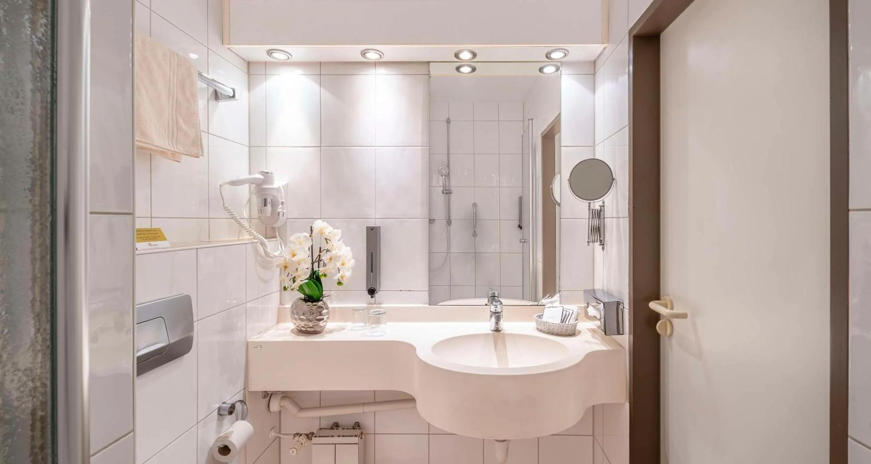 Bedroom in Sure Hotel by Best Western Hilden-Düsseldorf