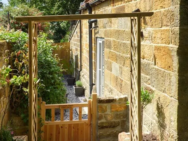 Quakers Cottage