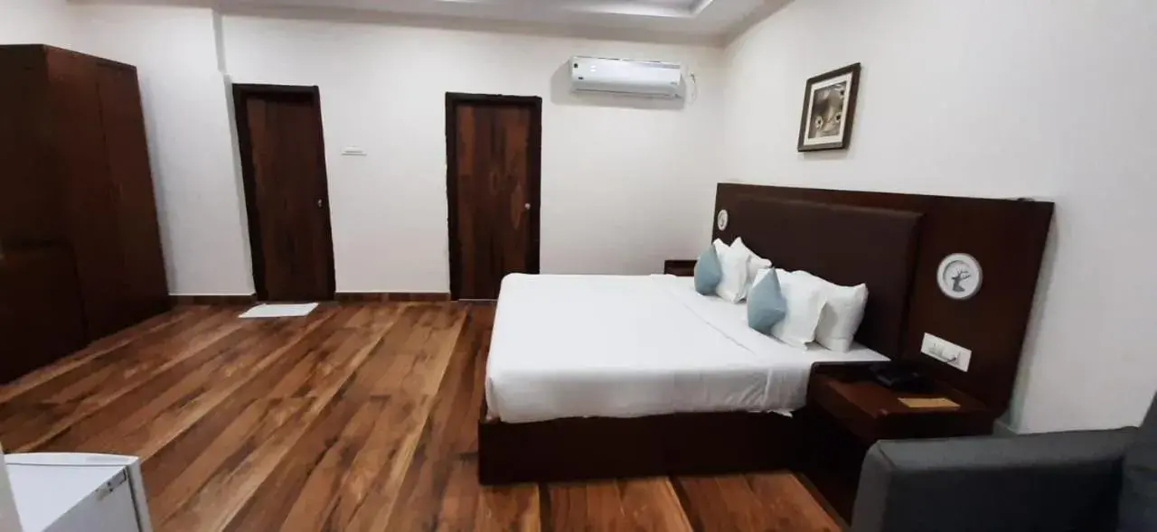 Bed in Aranya Resort by Mrugavani Bed in Aranya Resort by Mrugavani