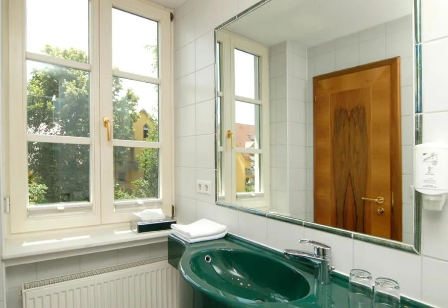 Bathroom in Hotel Königin Olga