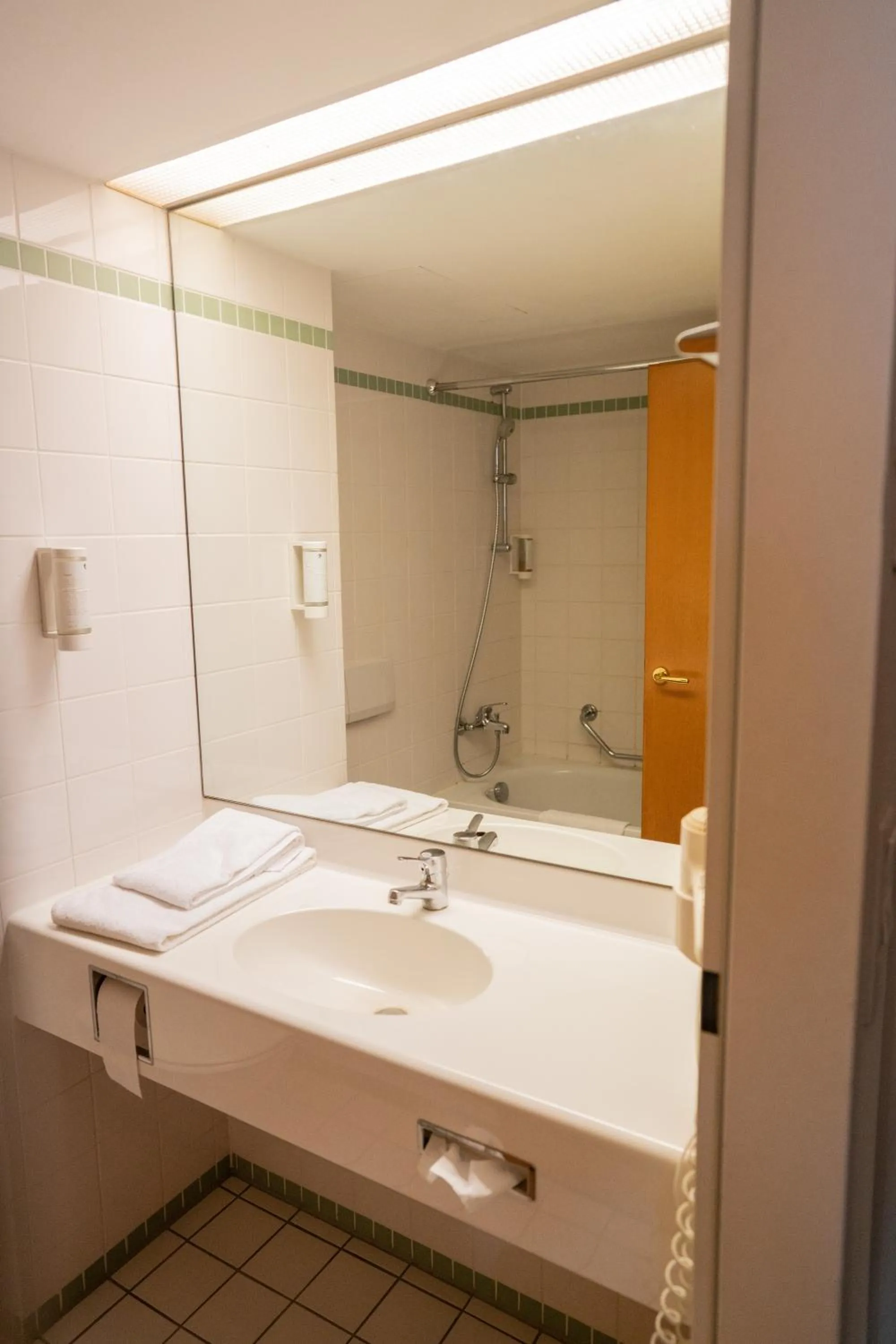 Bathroom in Trip Inn Hotel Dasing-Augsburg