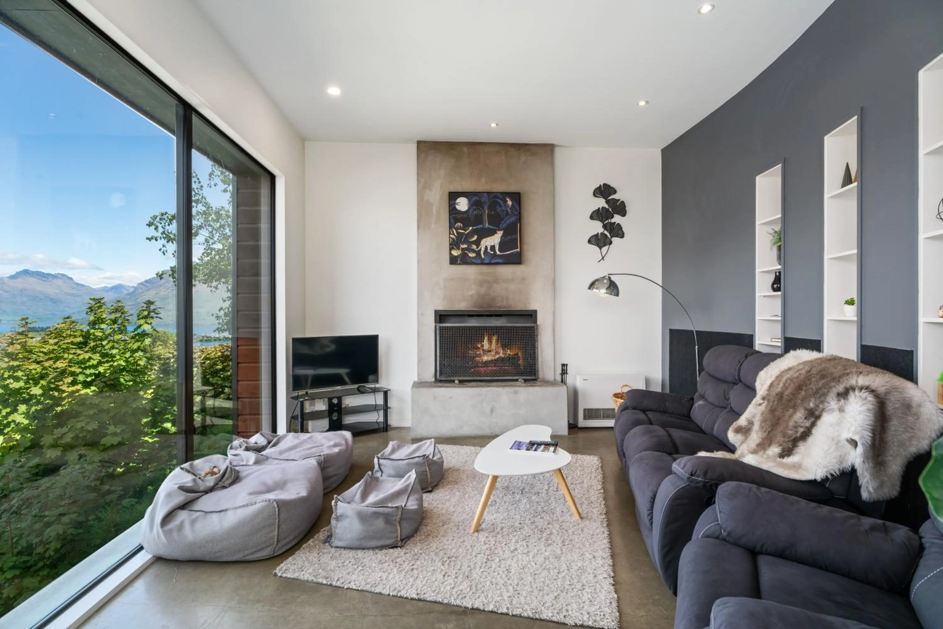 Modern Alpine Living with Spectacular View