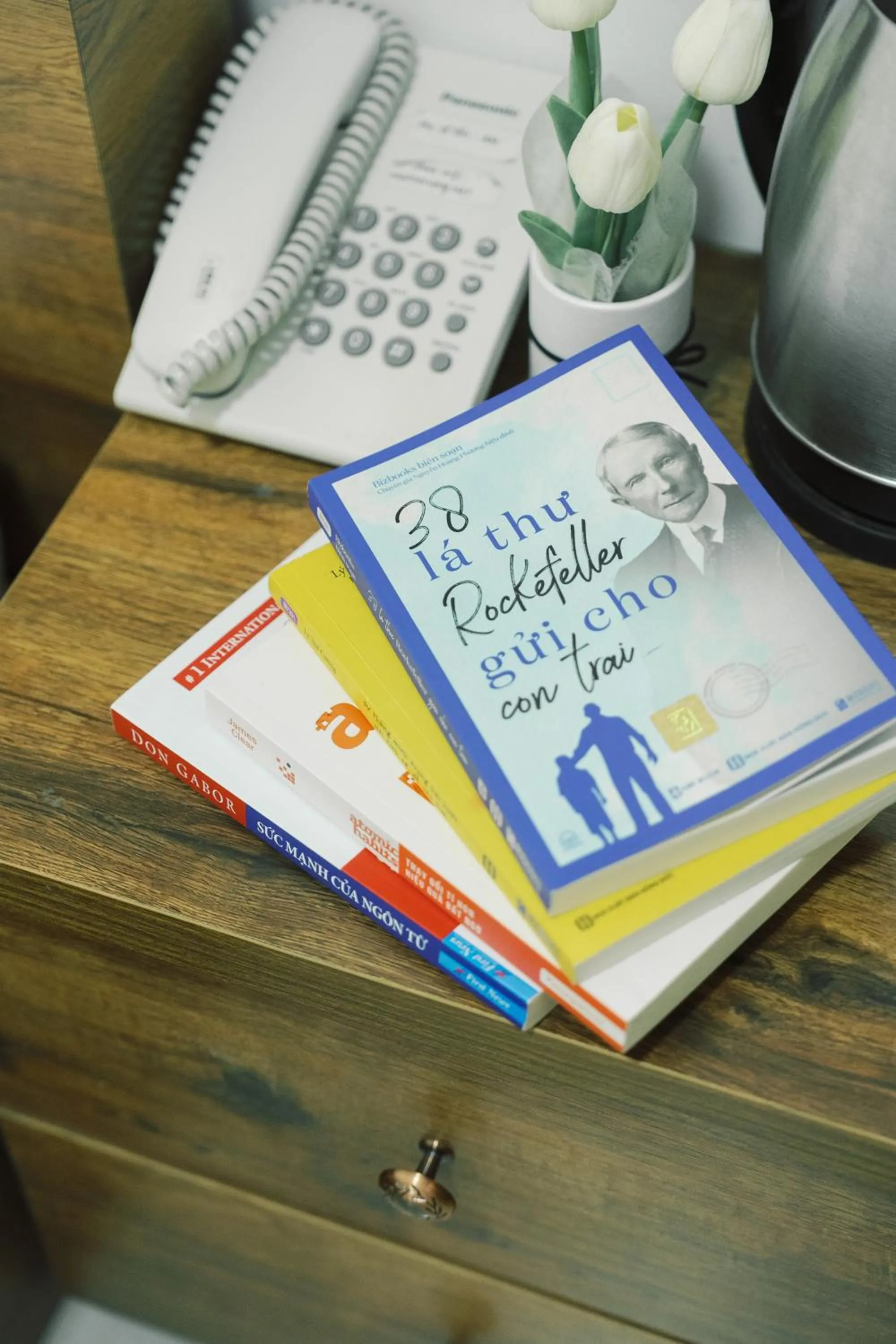 Library in Mat Troi Vang Dalat Hotel