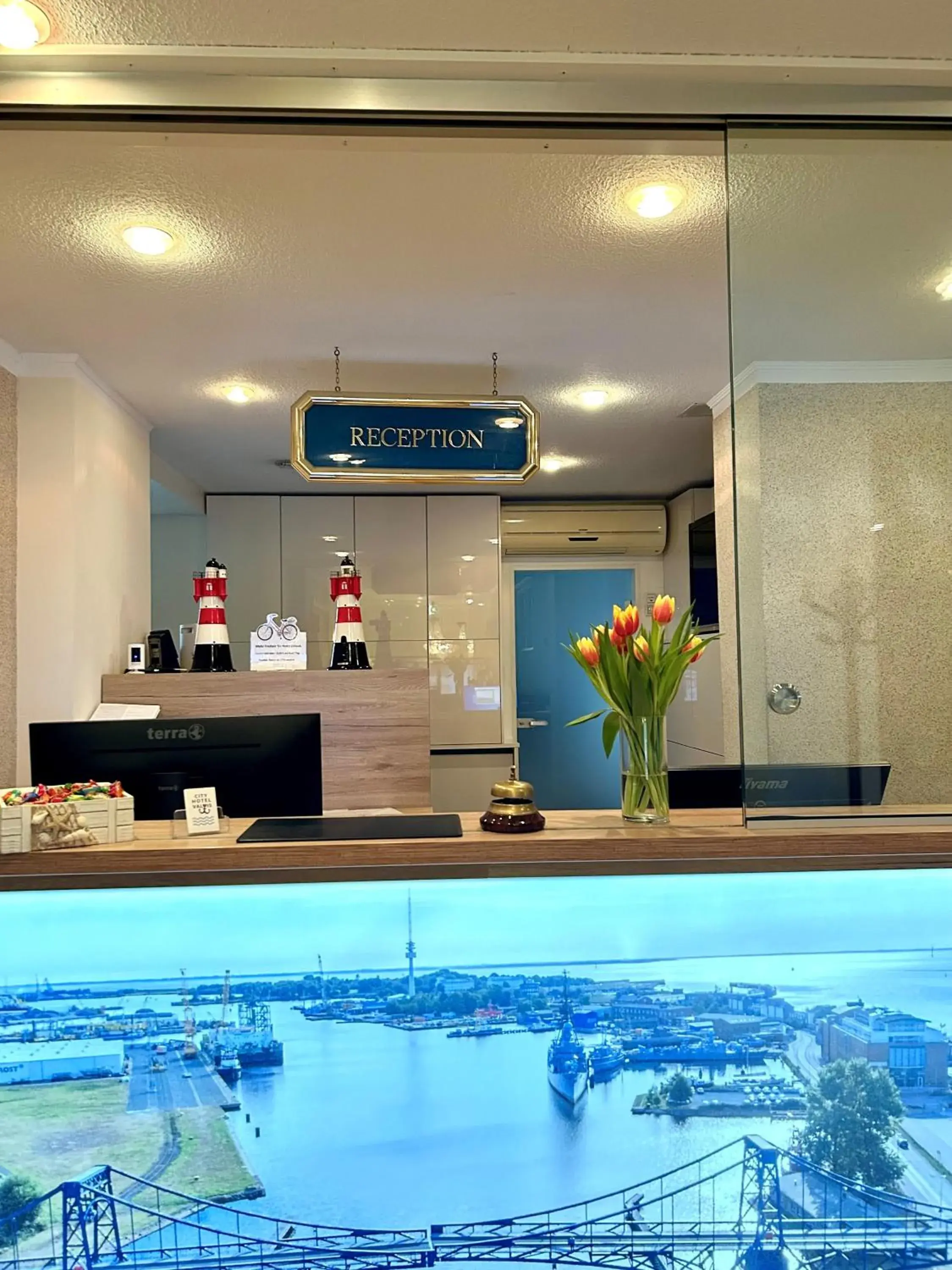 Lobby or reception in Sure Hotel by Best Western Wilhelmshaven City Lobby or reception in Sure Hotel by Best Western Wilhelmshaven City