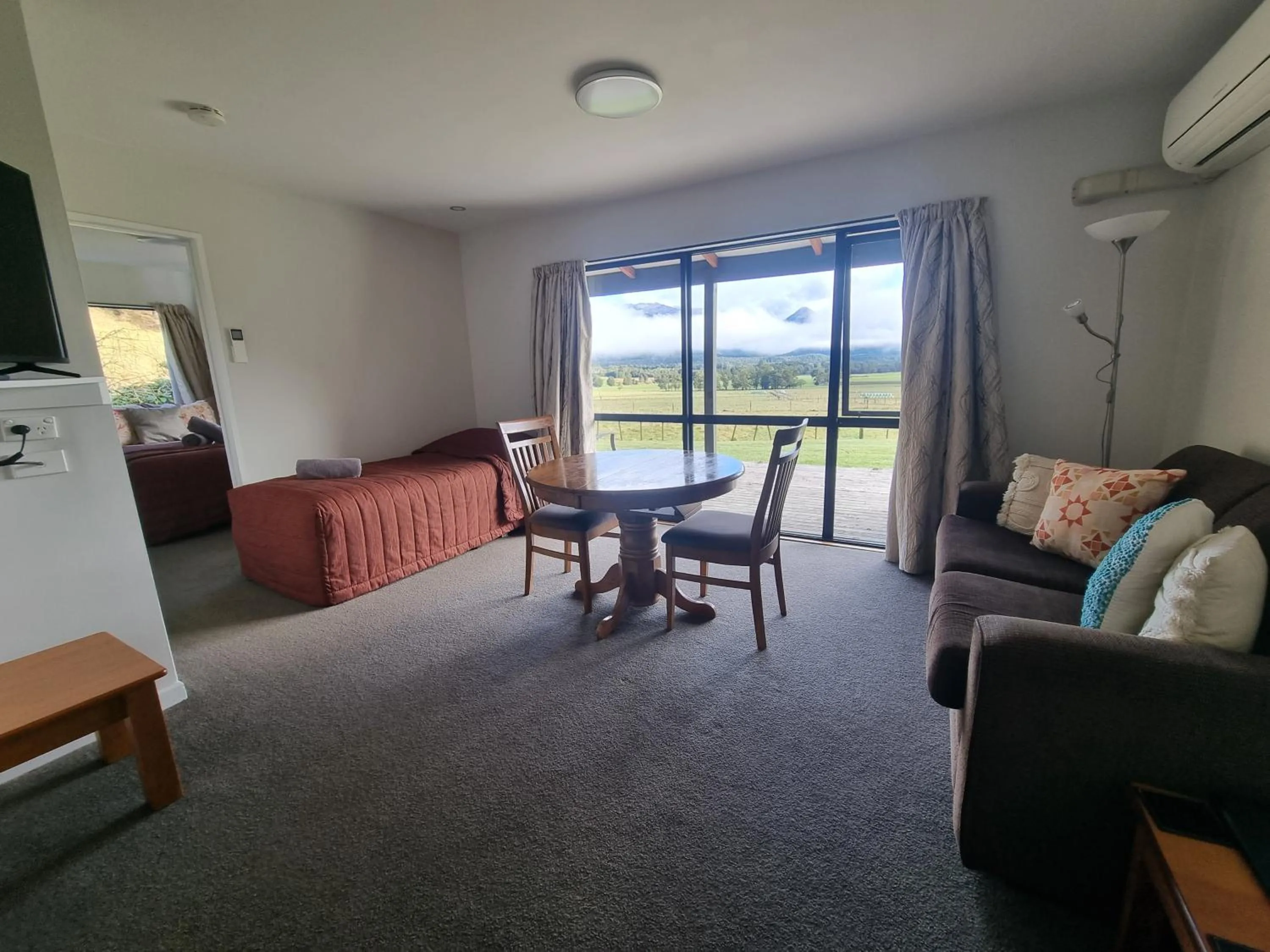 Living room in Lewis Pass Motels