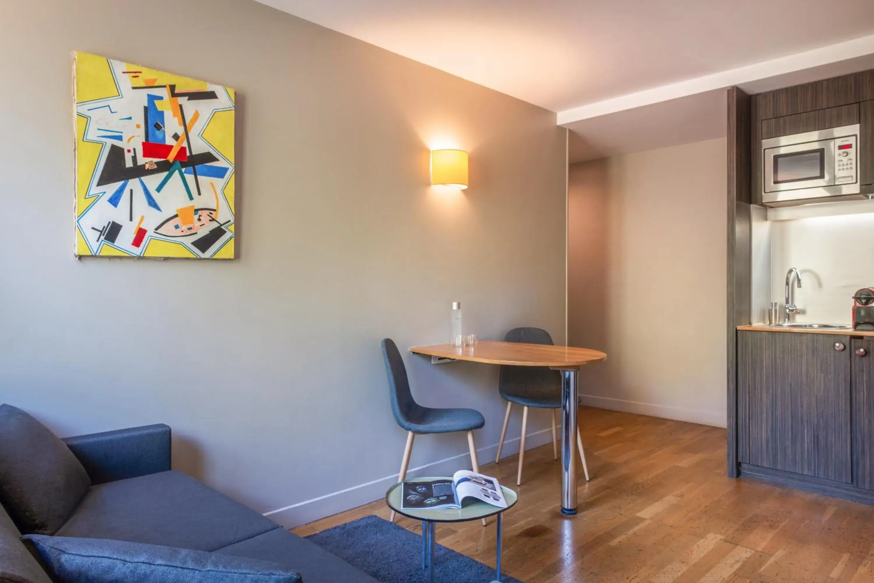 Living room in Hôtel Helzear Champs-Elysées Living room in Hôtel Helzear Champs-Elysées