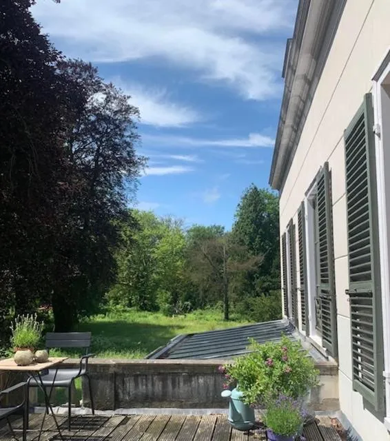 Garden view in Elswoutshoek Suites