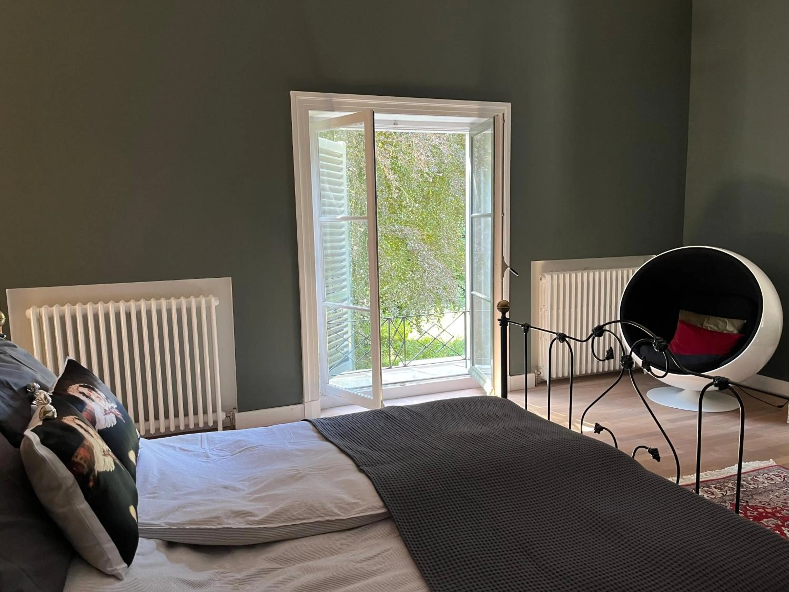 Bedroom in Elswoutshoek Suites