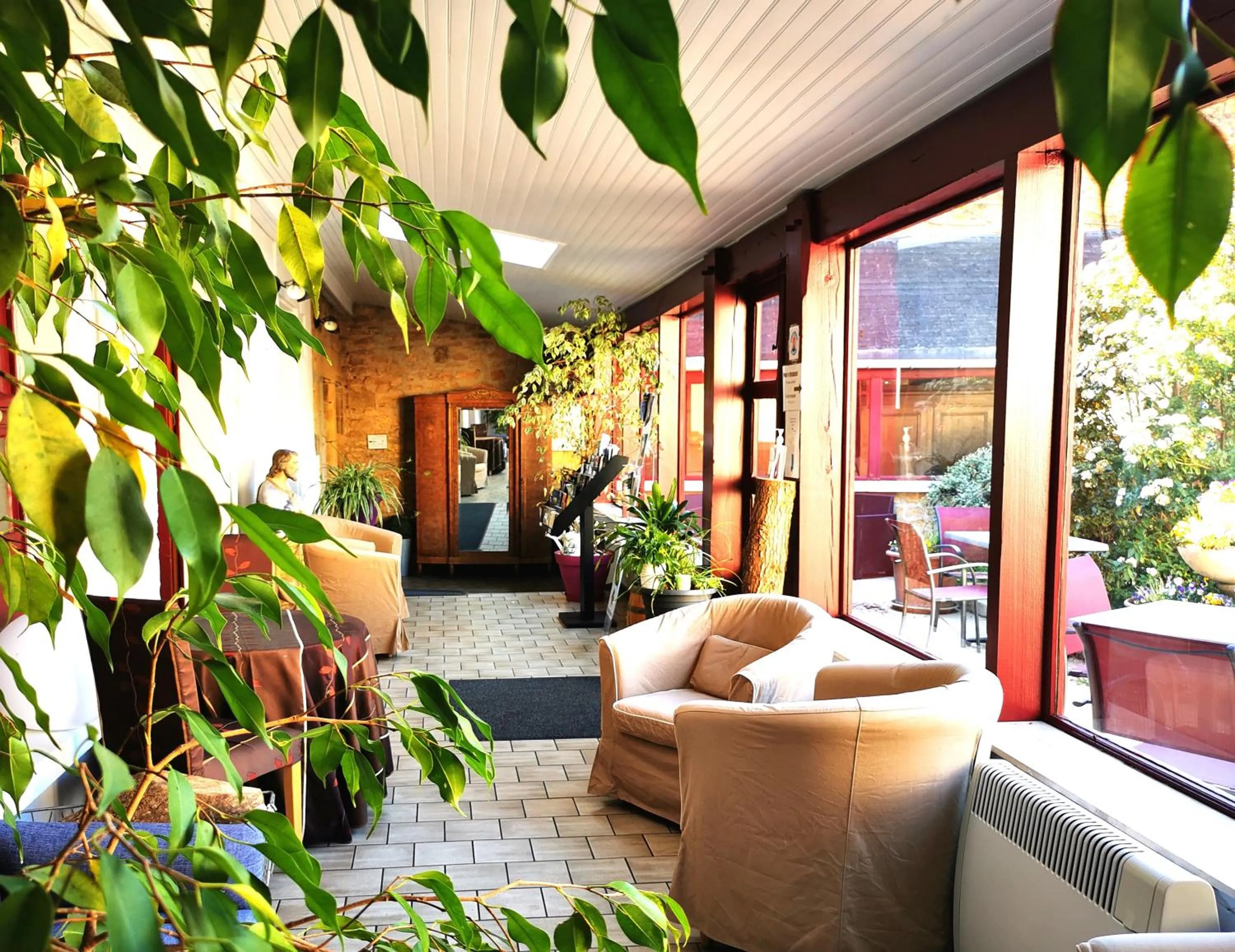 Property building in Logis Hôtel-Restaurant La Sapinière