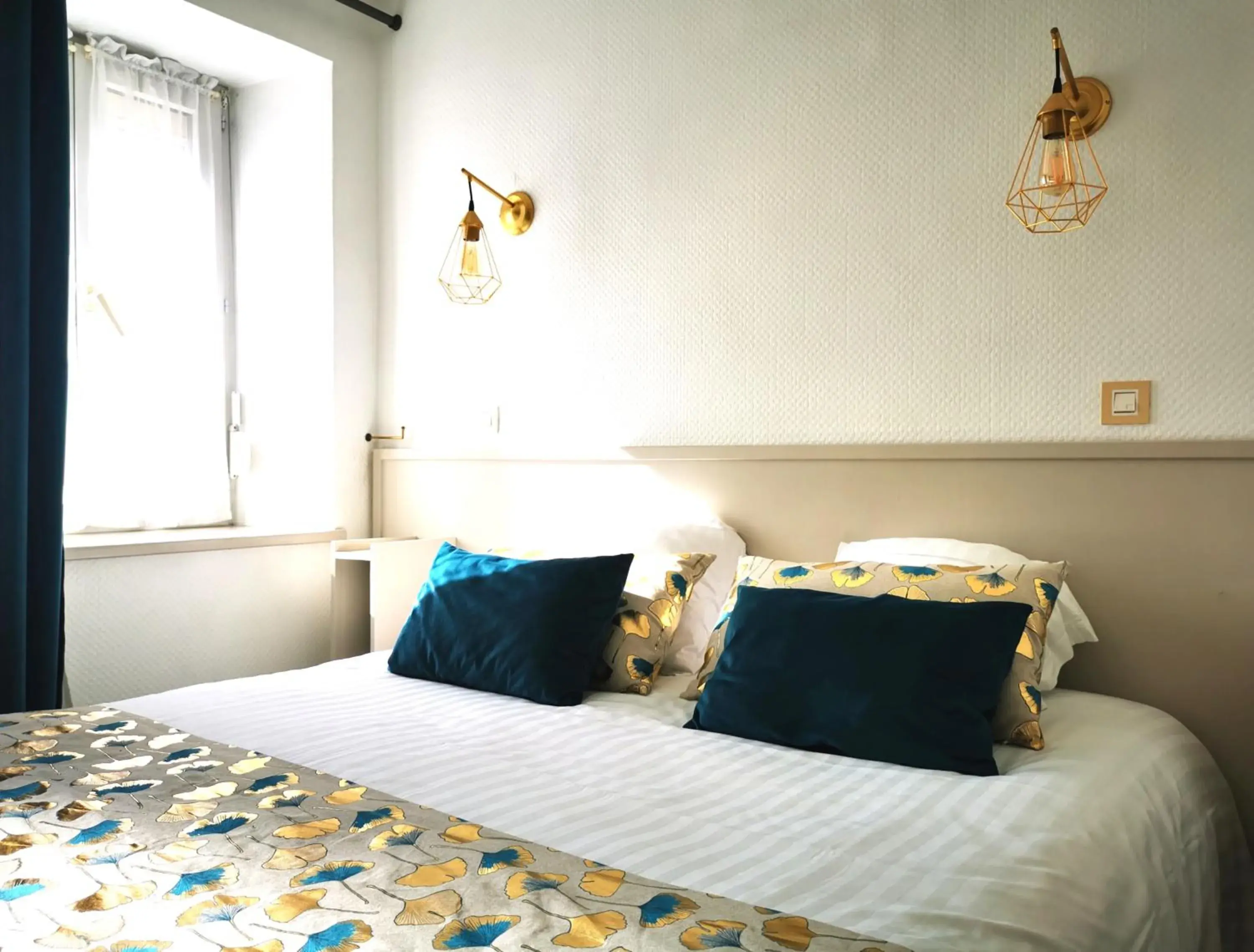 Standard Double Room in Logis Hôtel-Restaurant La Sapinière Standard Double Room in Logis Hôtel-Restaurant La Sapinière