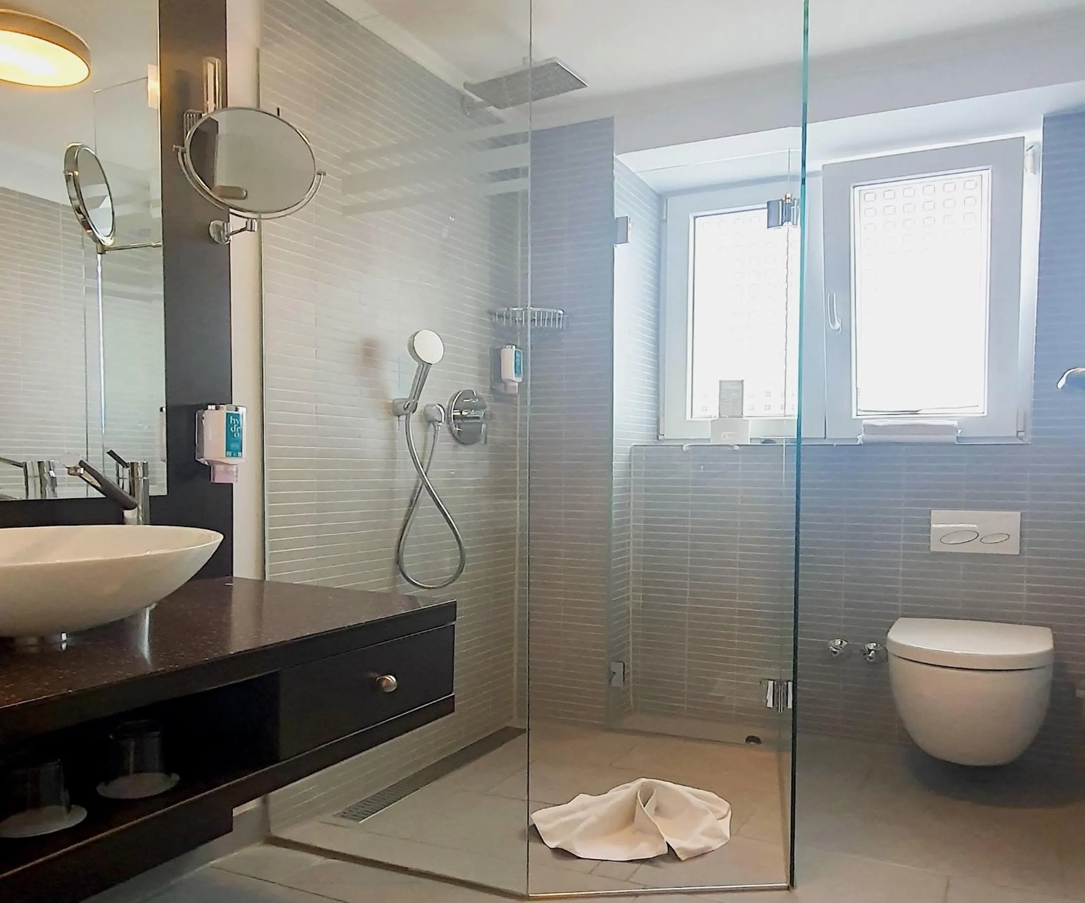 Shower in Top Hotel Krämer