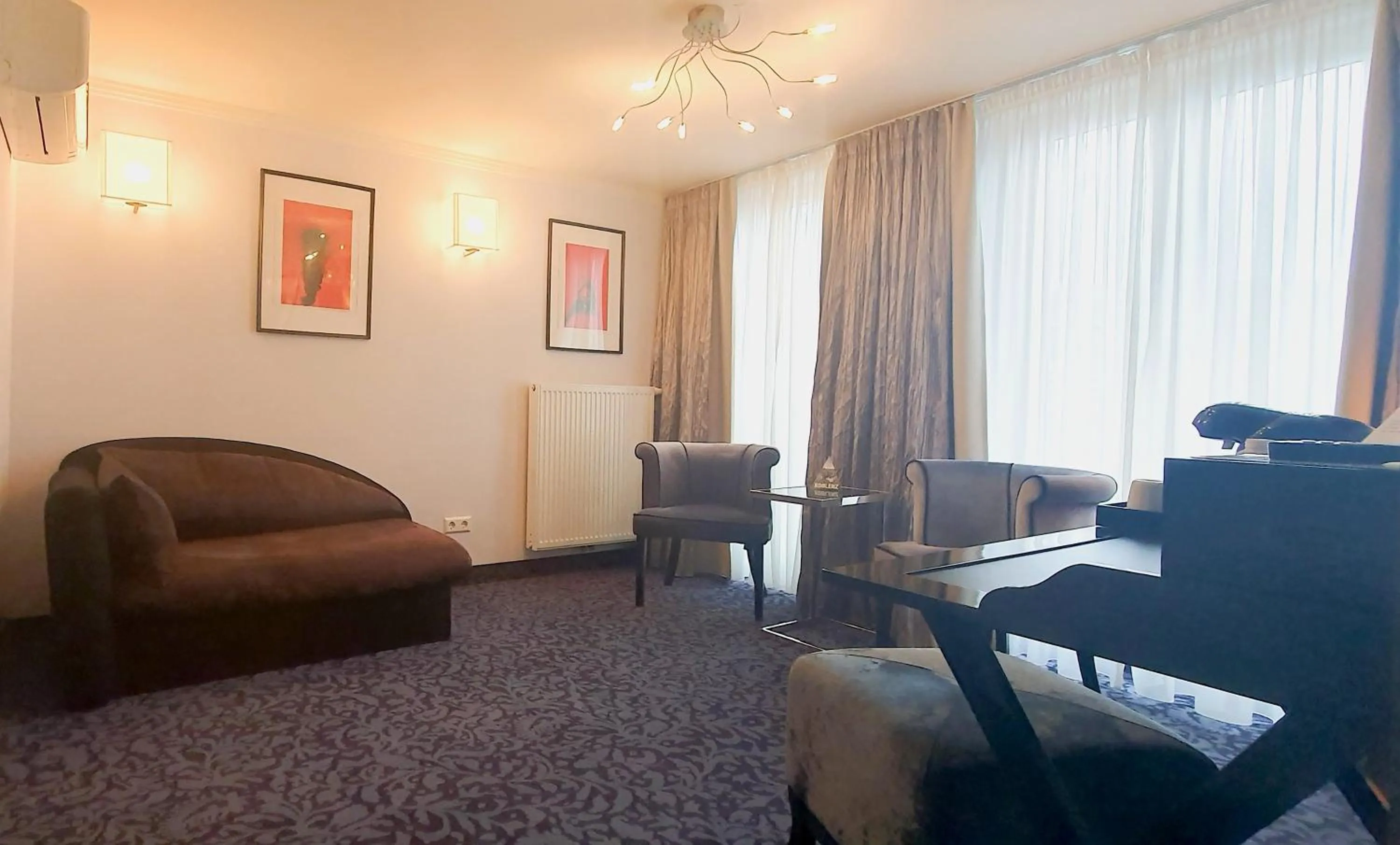 Living room in Top Hotel Krämer