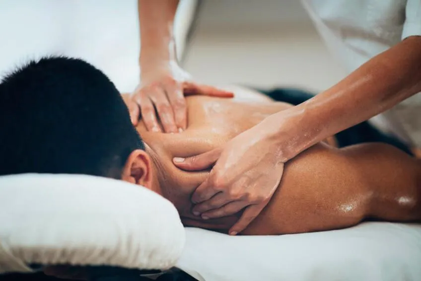 Massage in Parkside Plaza Muscat