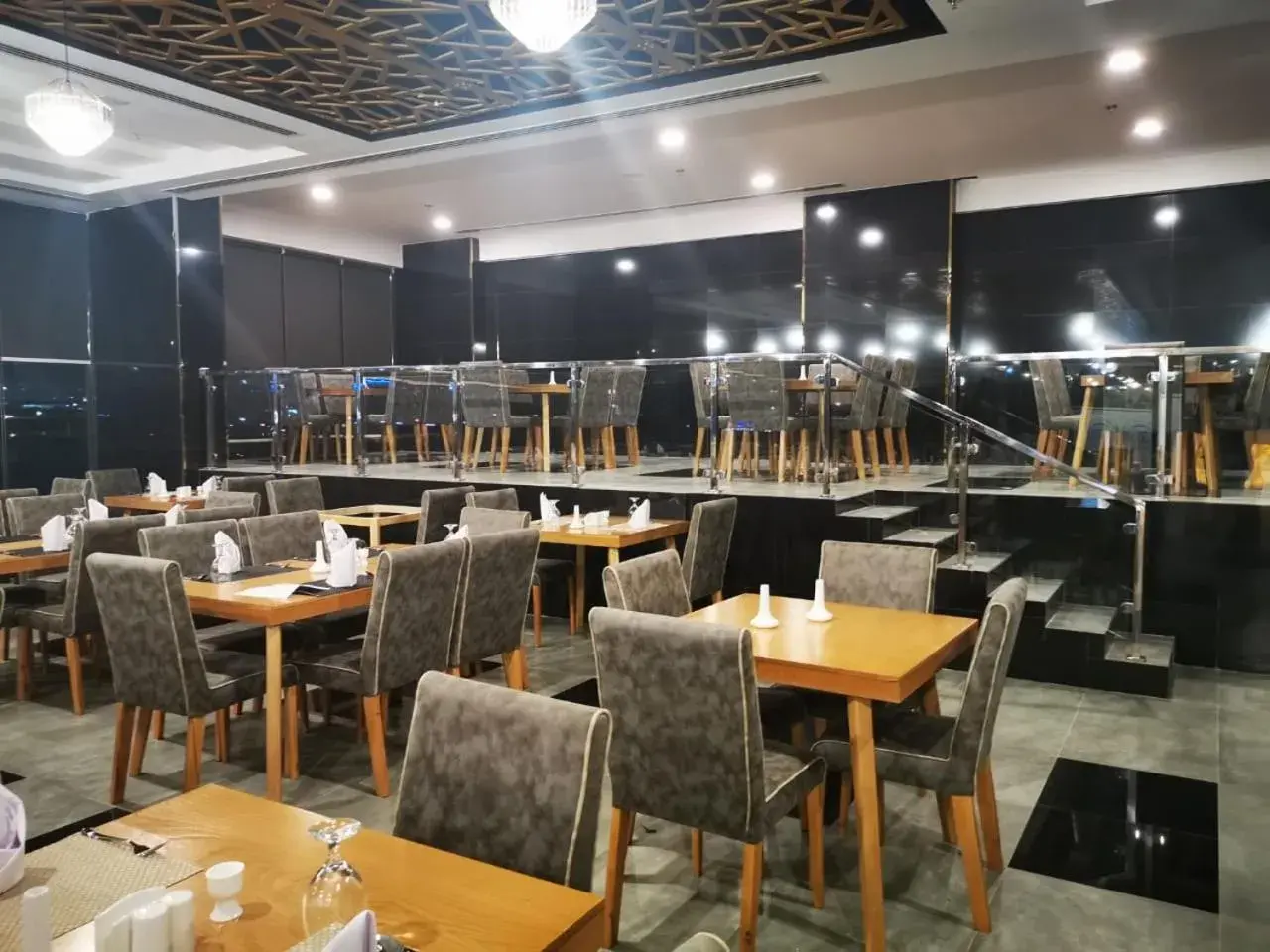 Restaurant/places to eat in Parkside Plaza Muscat Restaurant/places to eat in Parkside Plaza Muscat