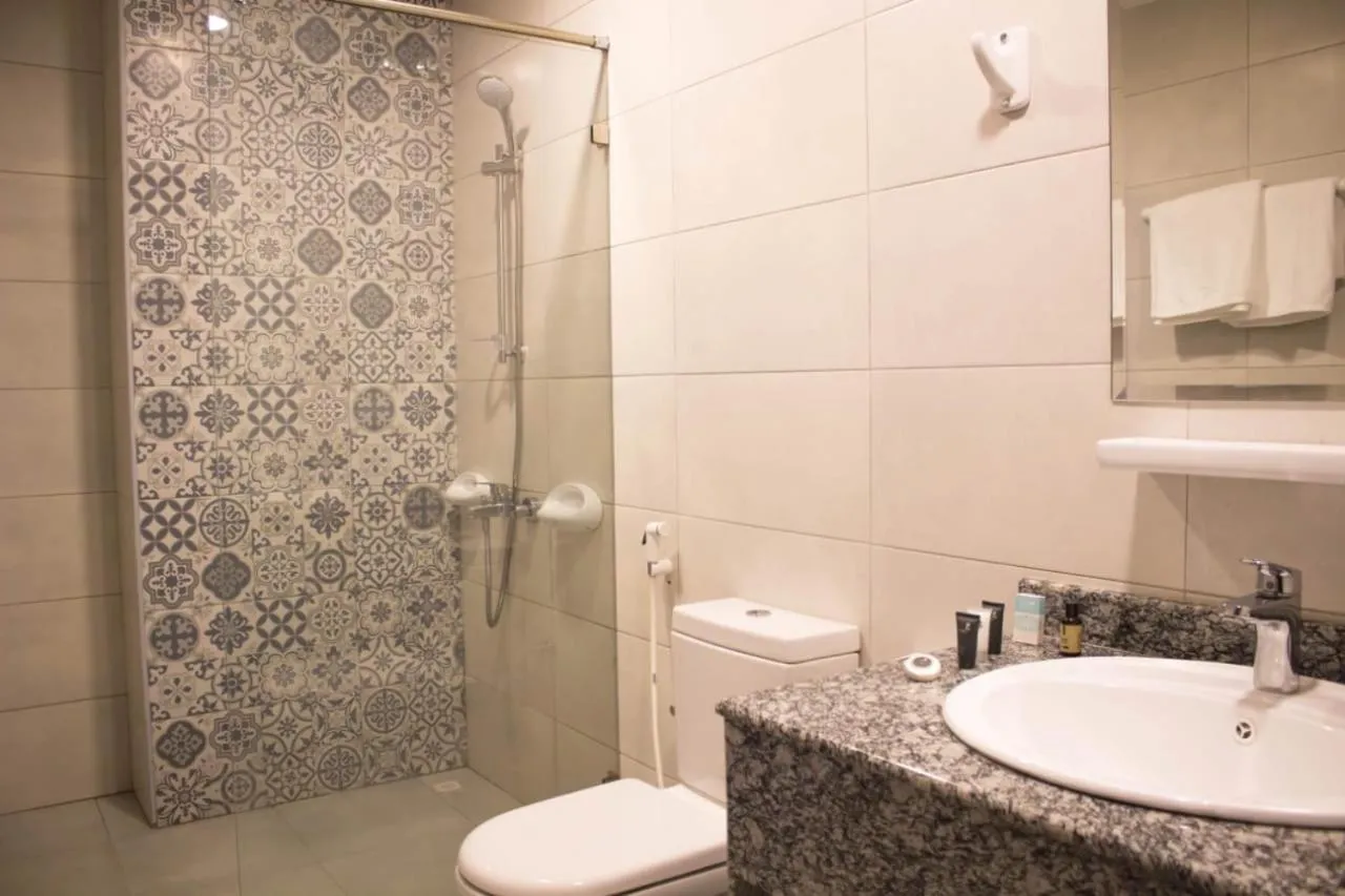Bathroom in Parkside Plaza Muscat