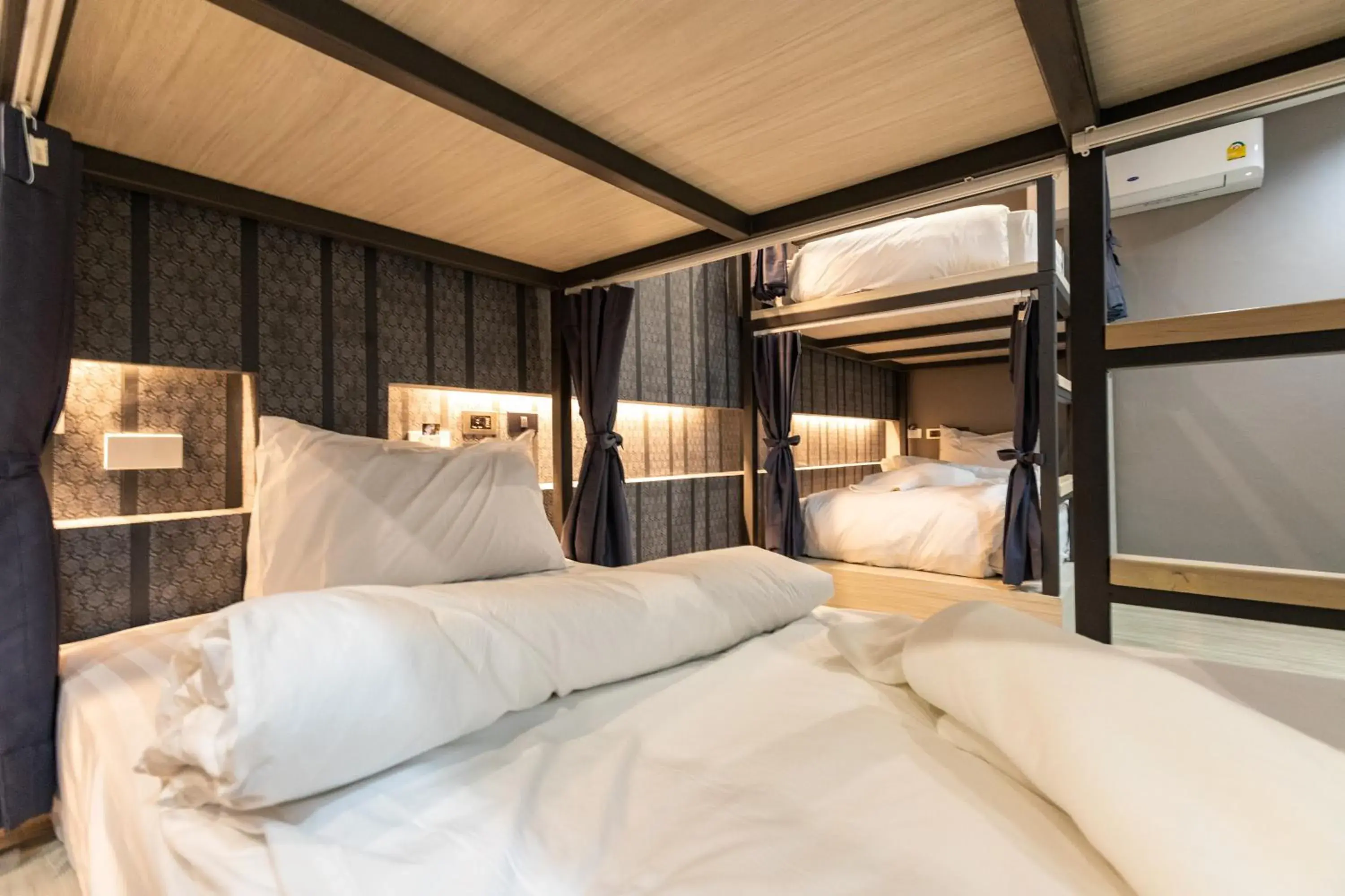 Bed in Baan Kun Mhor Hostel บ้านคุณหมอโฮสเทล Bed in Baan Kun Mhor Hostel บ้านคุณหมอโฮสเทล