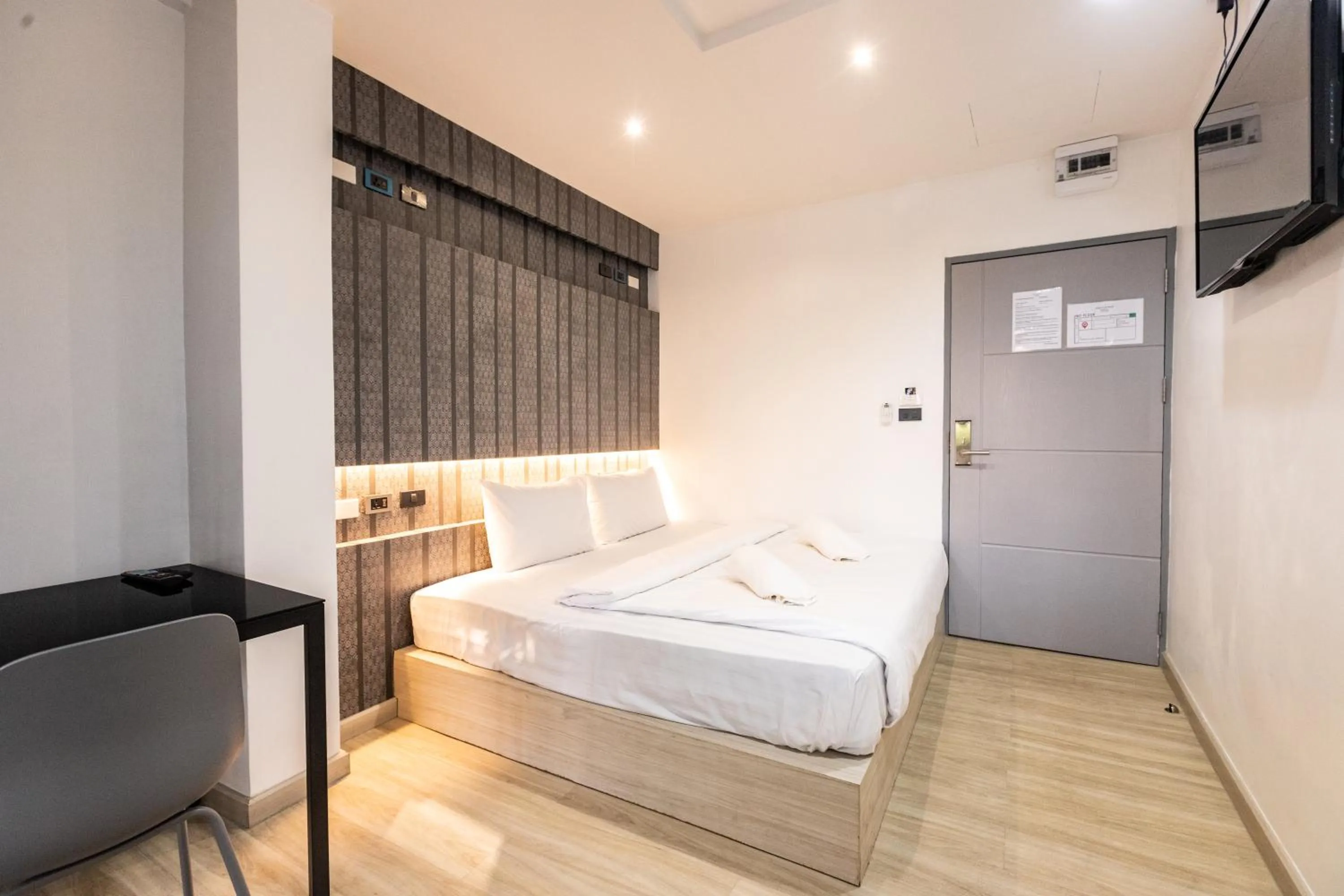 Bed in Baan Kun Mhor Hostel บ้านคุณหมอโฮสเทล