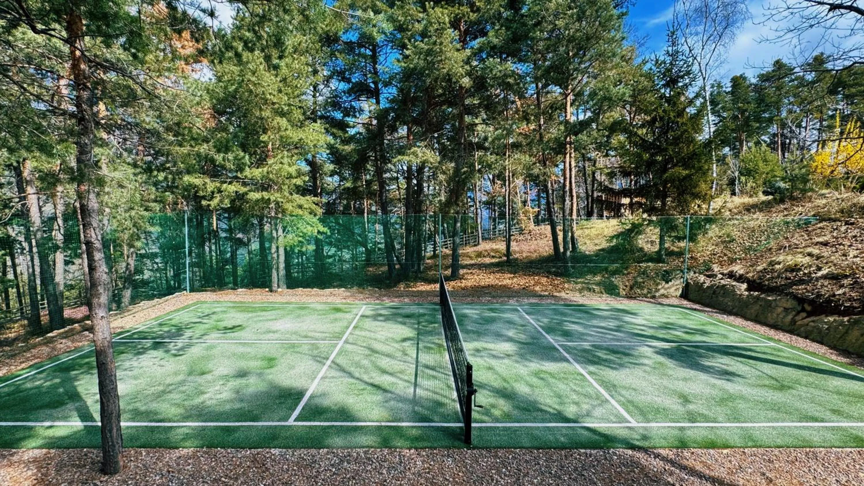 Tennis court in VILLA COLLINA VERDE