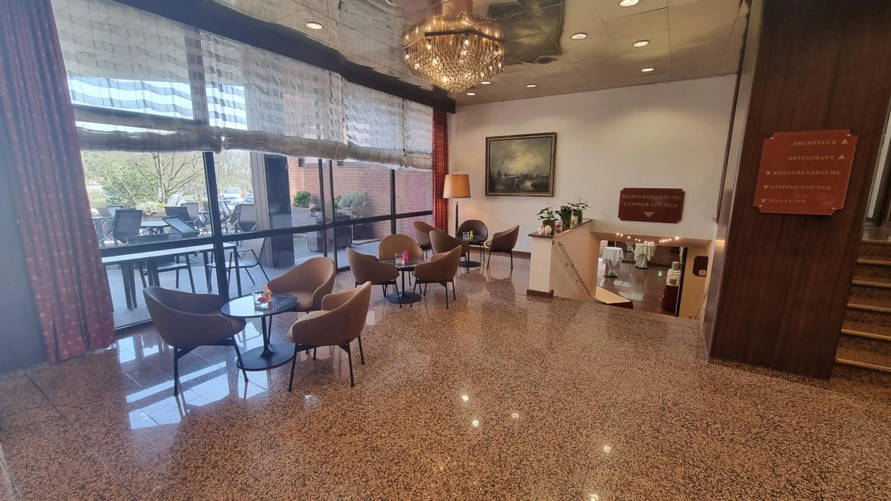 Lobby or reception in Hotel Panorama Hamburg-Billstedt