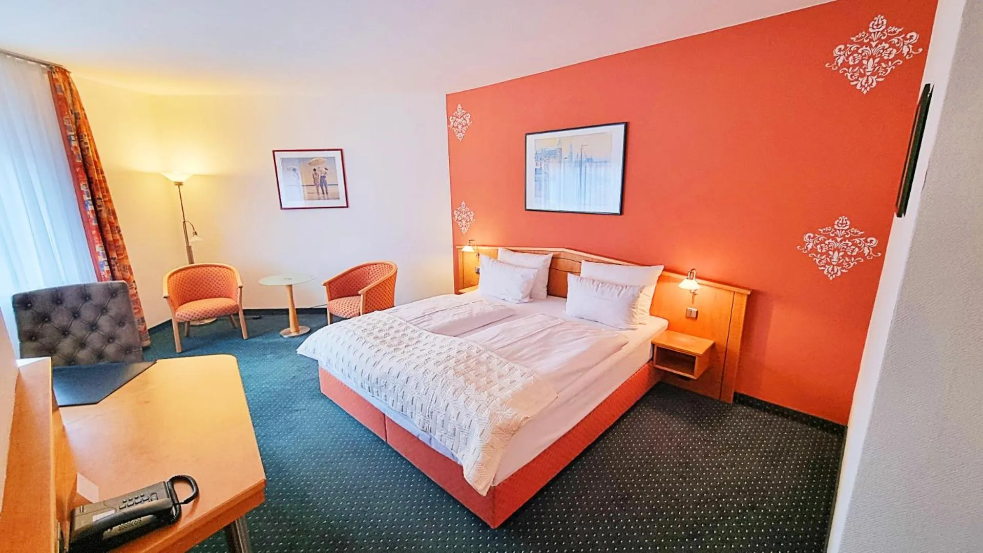 Photo of the whole room, Bed in Hotel Panorama Hamburg-Billstedt