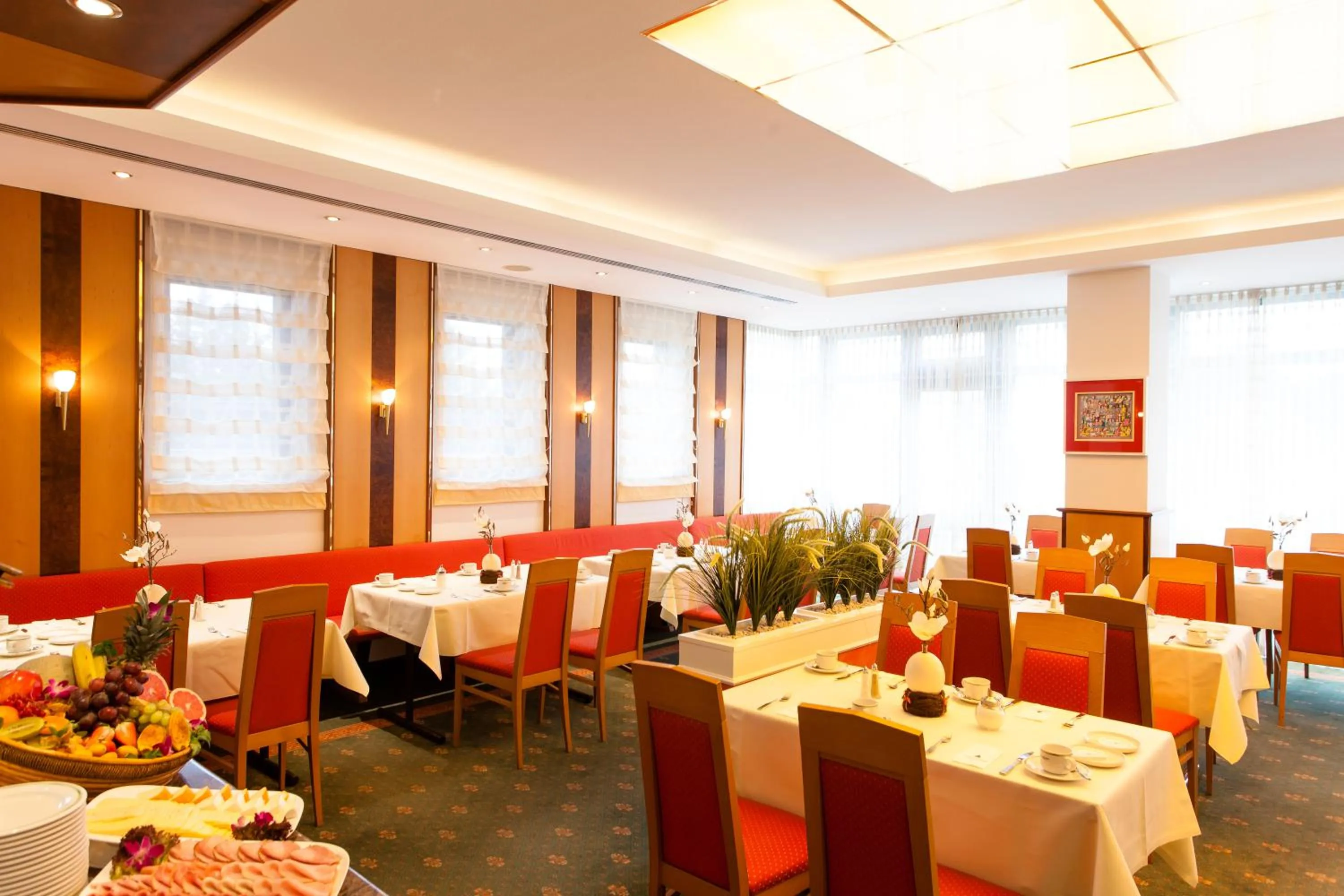 Food and drinks in Hotel Panorama Hamburg-Billstedt