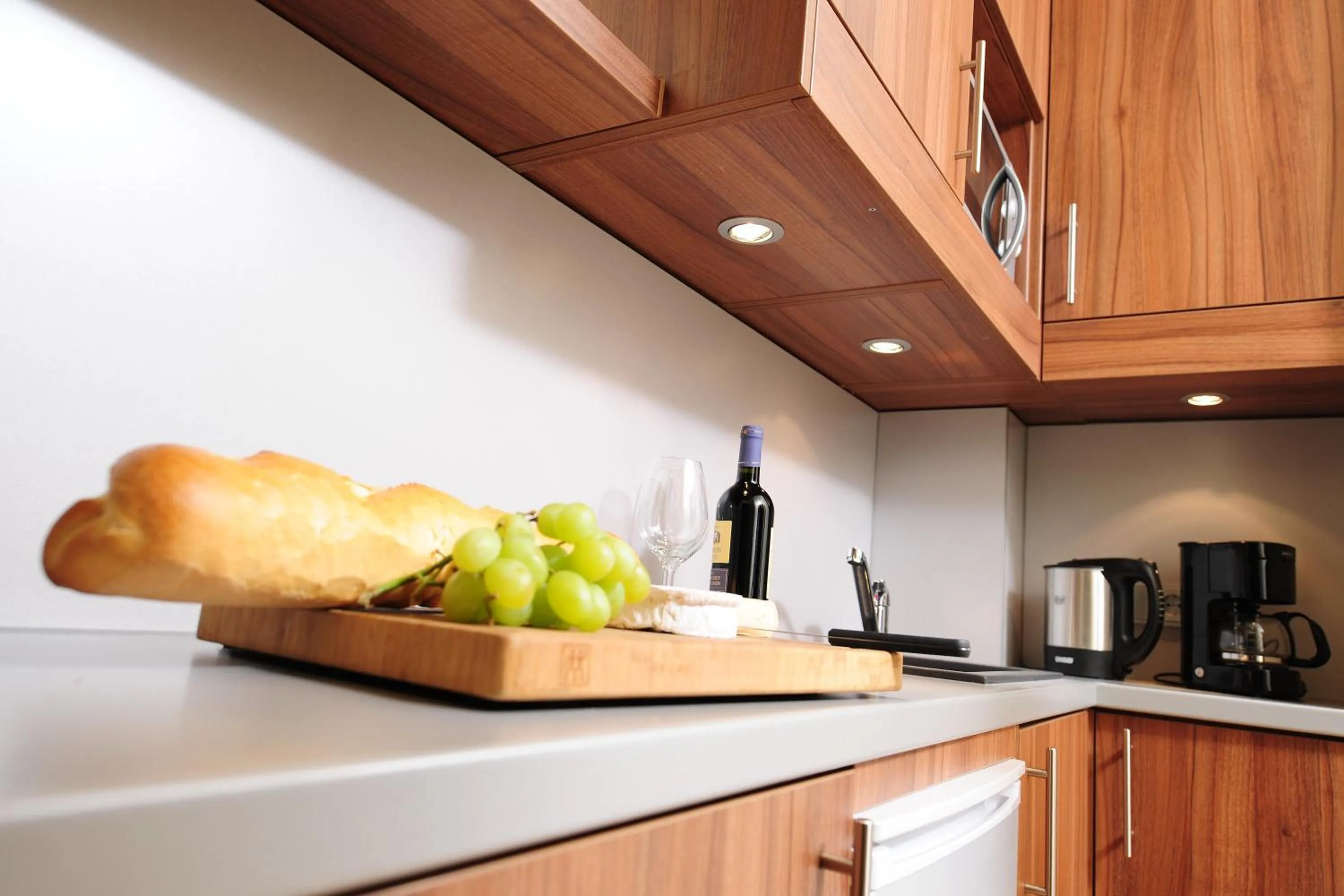Kitchen or kitchenette in GuestHouse Mainz