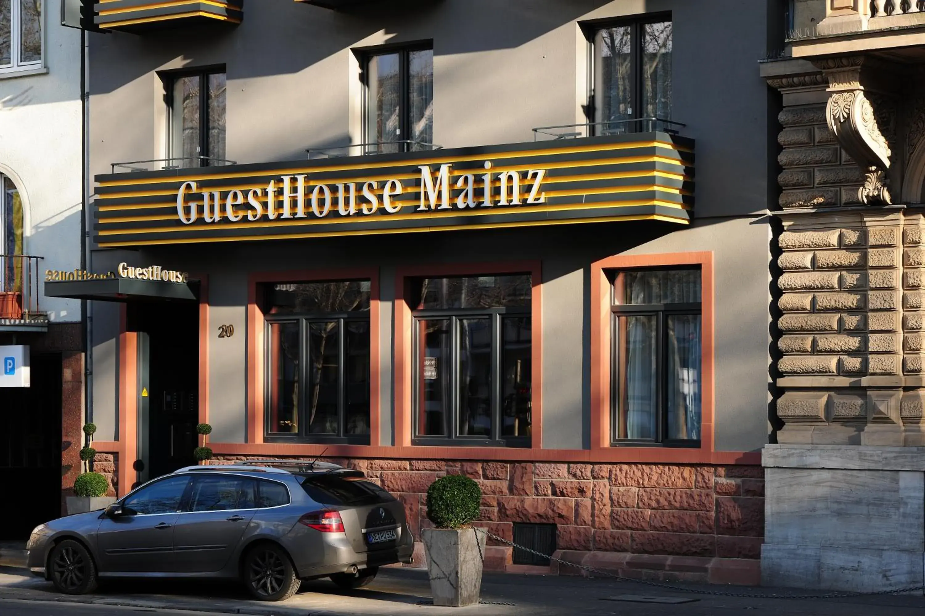 Facade/entrance in GuestHouse Mainz