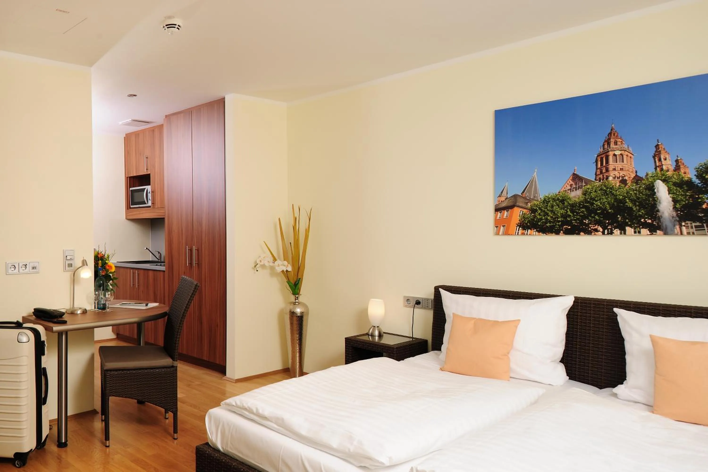 Bedroom, Bed in GuestHouse Mainz