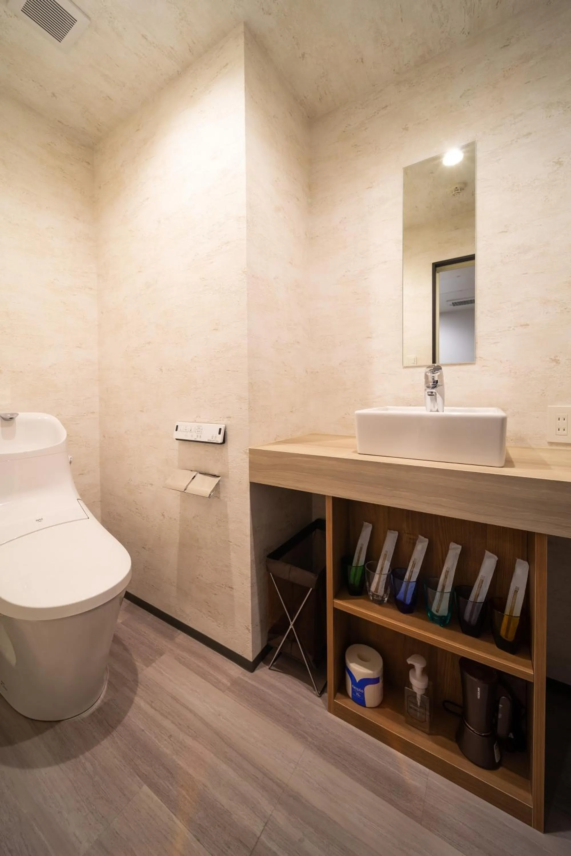 Toilet in WELLSTAY Namba