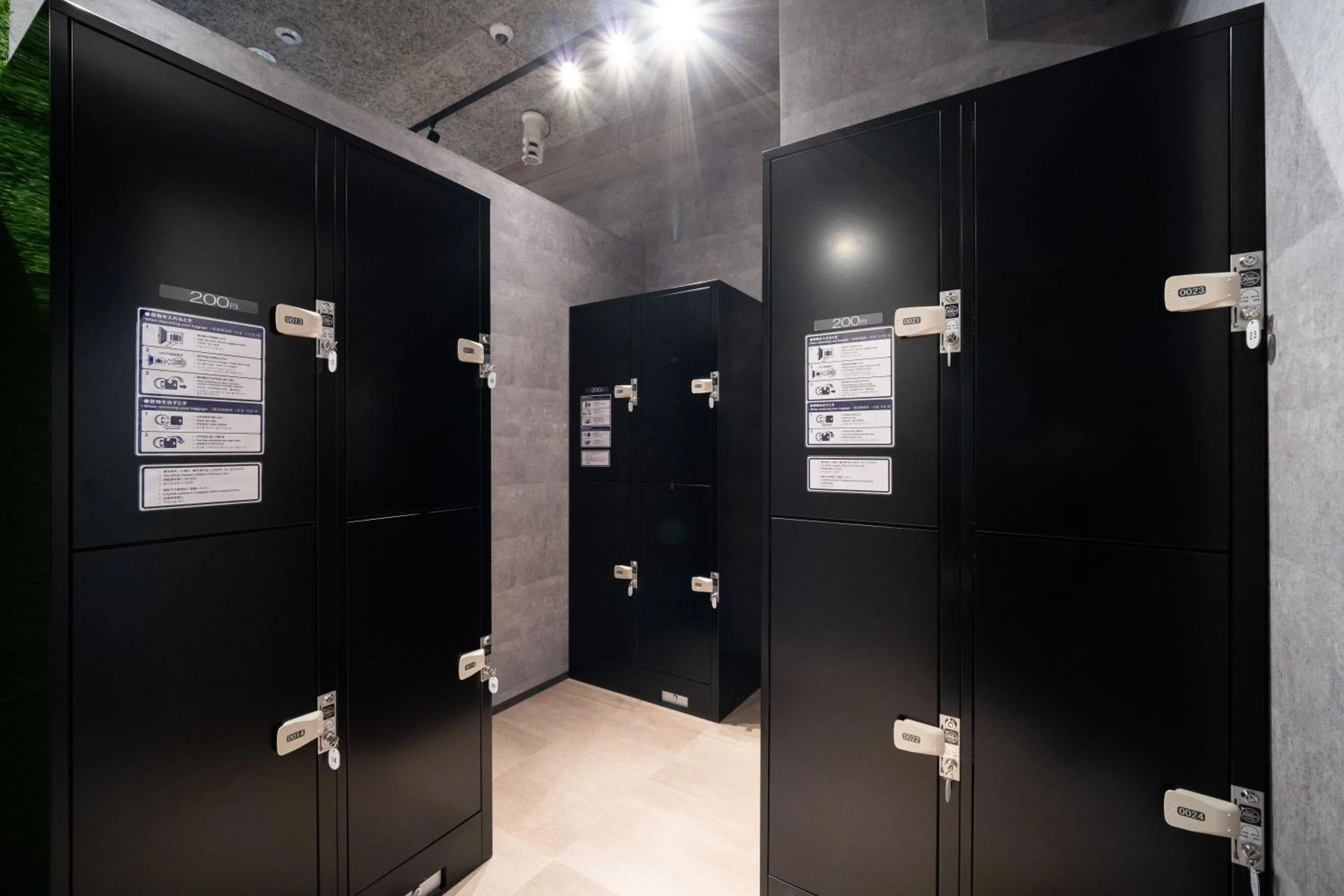 locker in WELLSTAY Namba