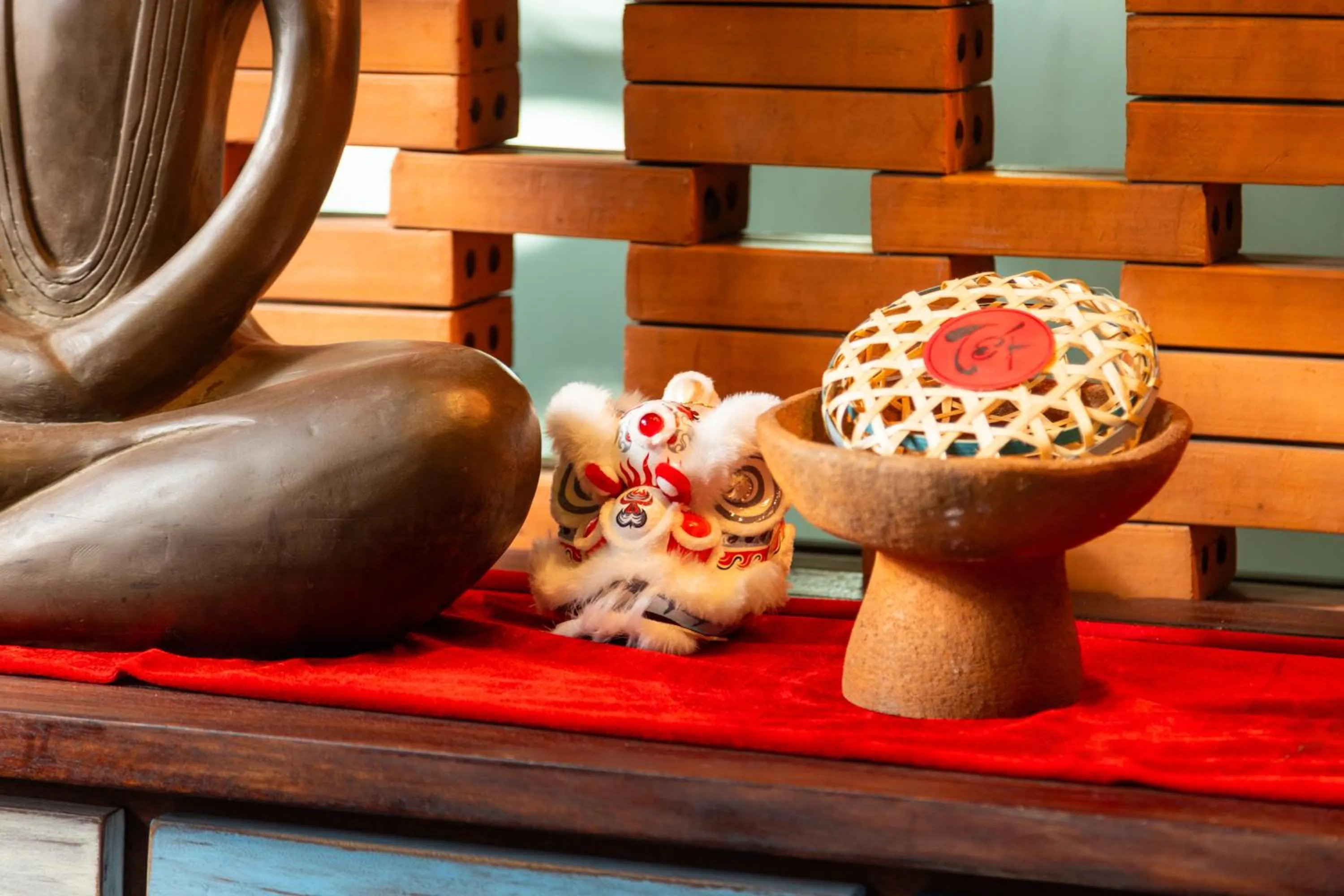 Decorative detail in Seahorse Tropical Da Nang Hotel by Haviland