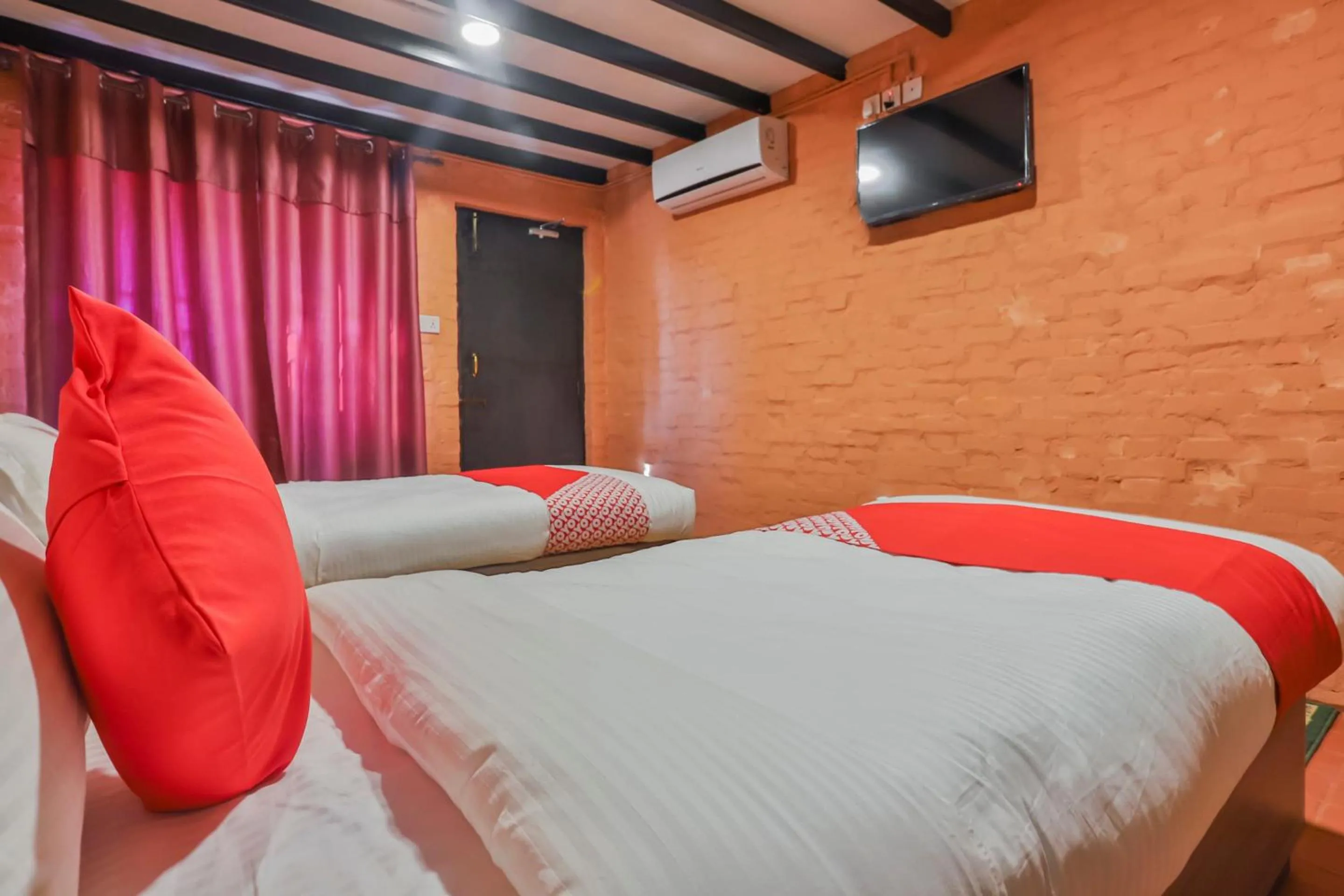 Bedroom, Bed in Kathmandu Cottage - Boutique