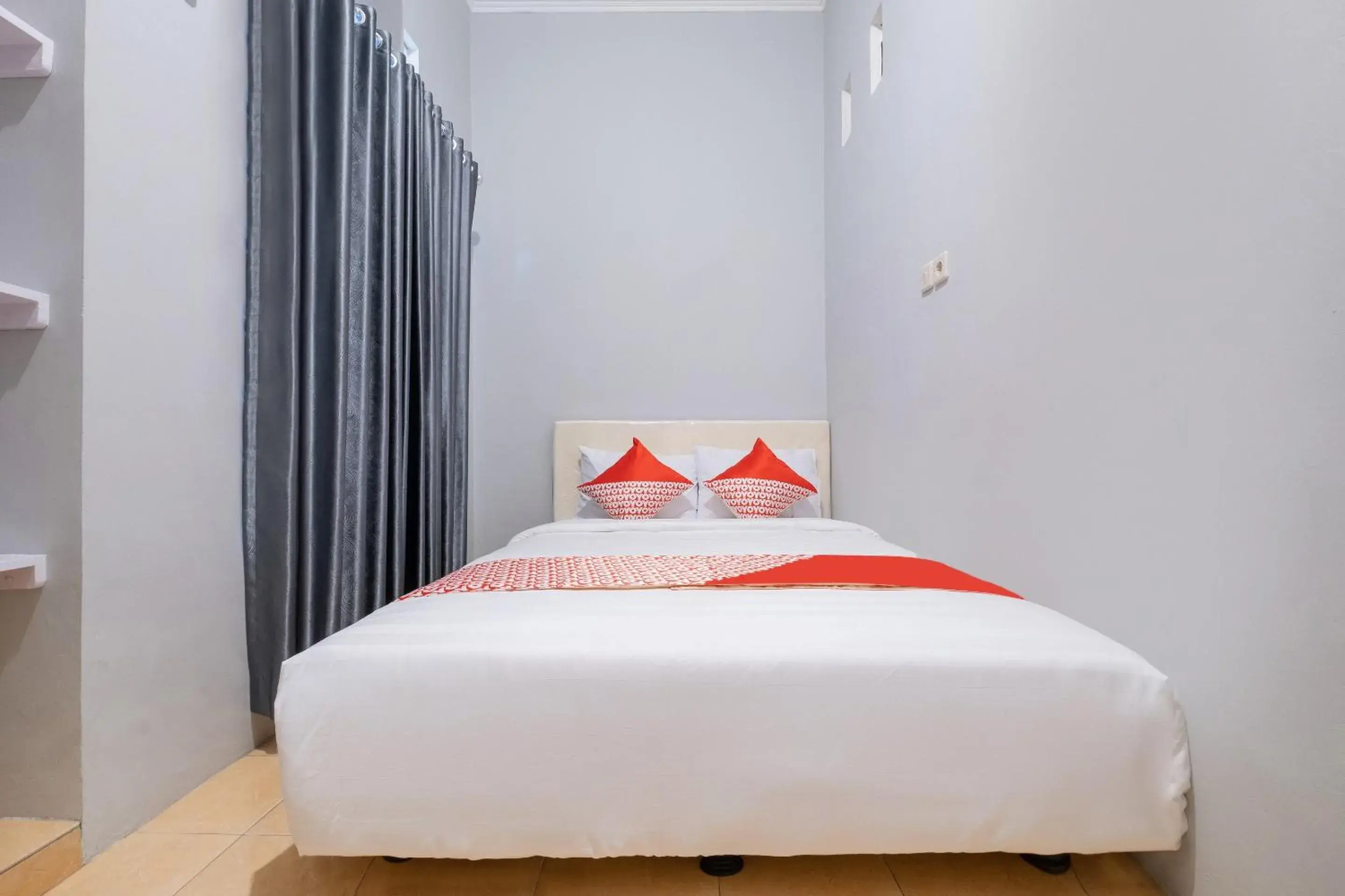 Bedroom, Bed in Hotel O Nareswari Guest House Syariah Bedroom, Bed in Hotel O Nareswari Guest House Syariah