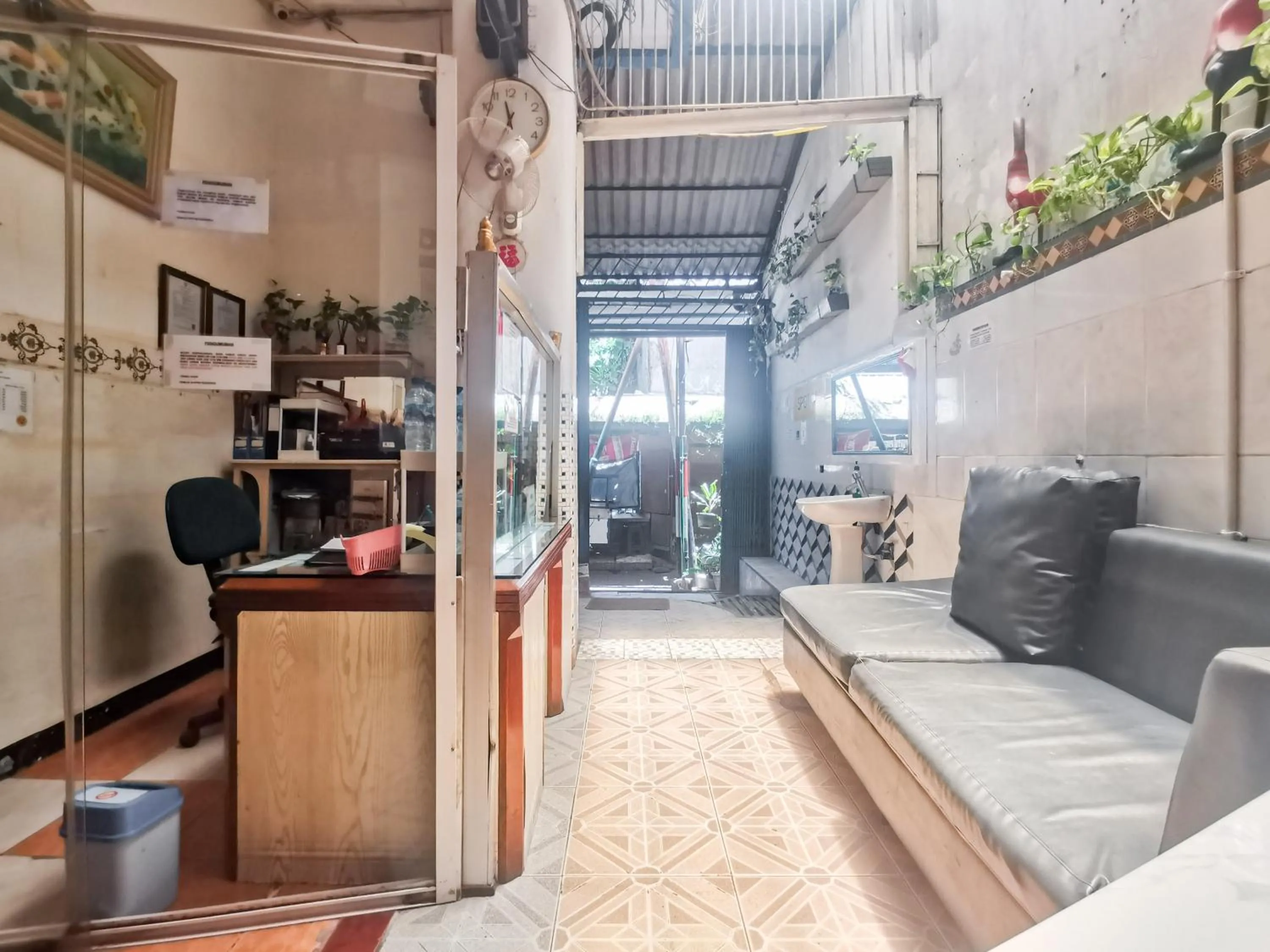 Lobby or reception in Kartini Residence RedPartner