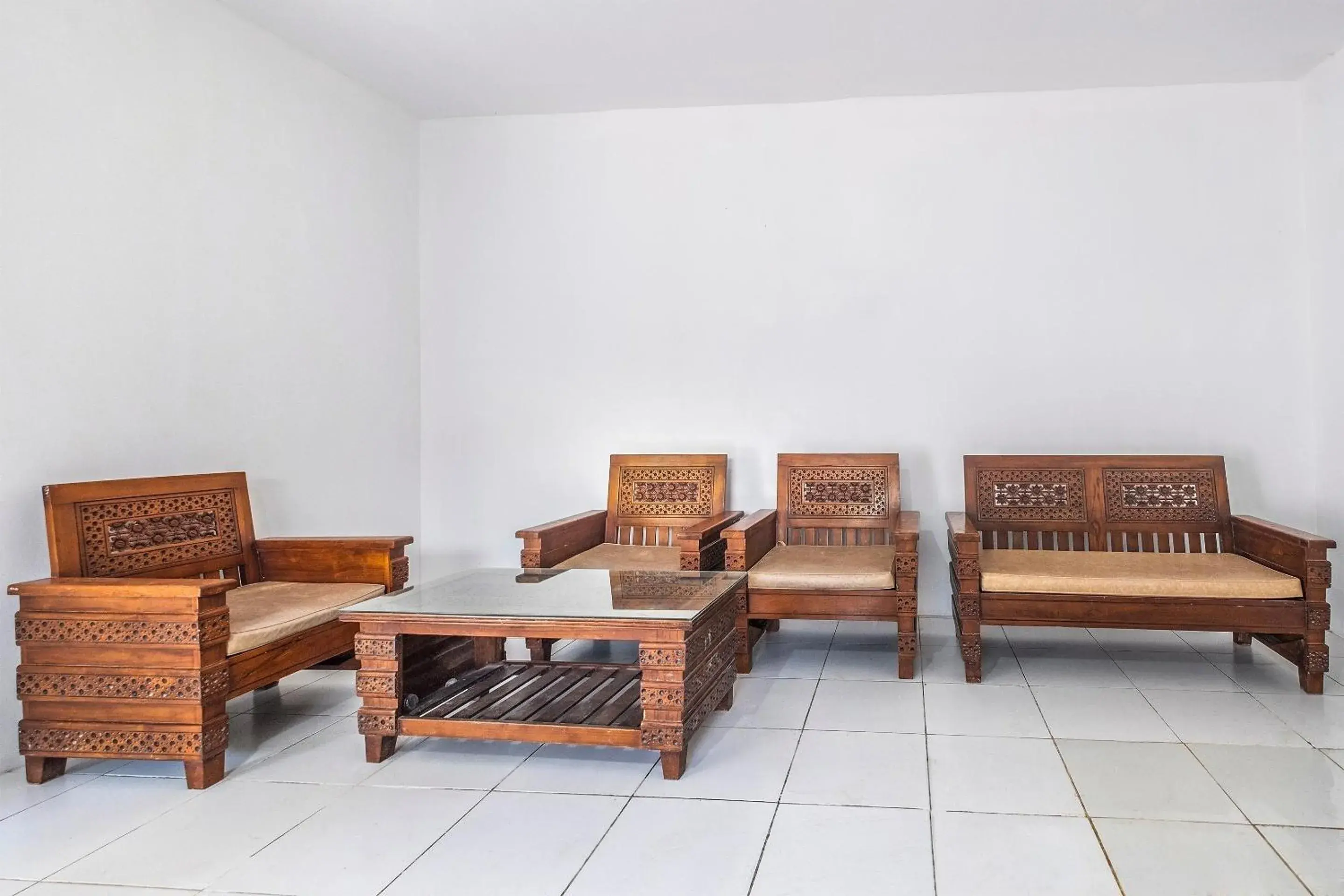 Lobby or reception in Hotel O RF Homestay Lobby or reception in Hotel O RF Homestay