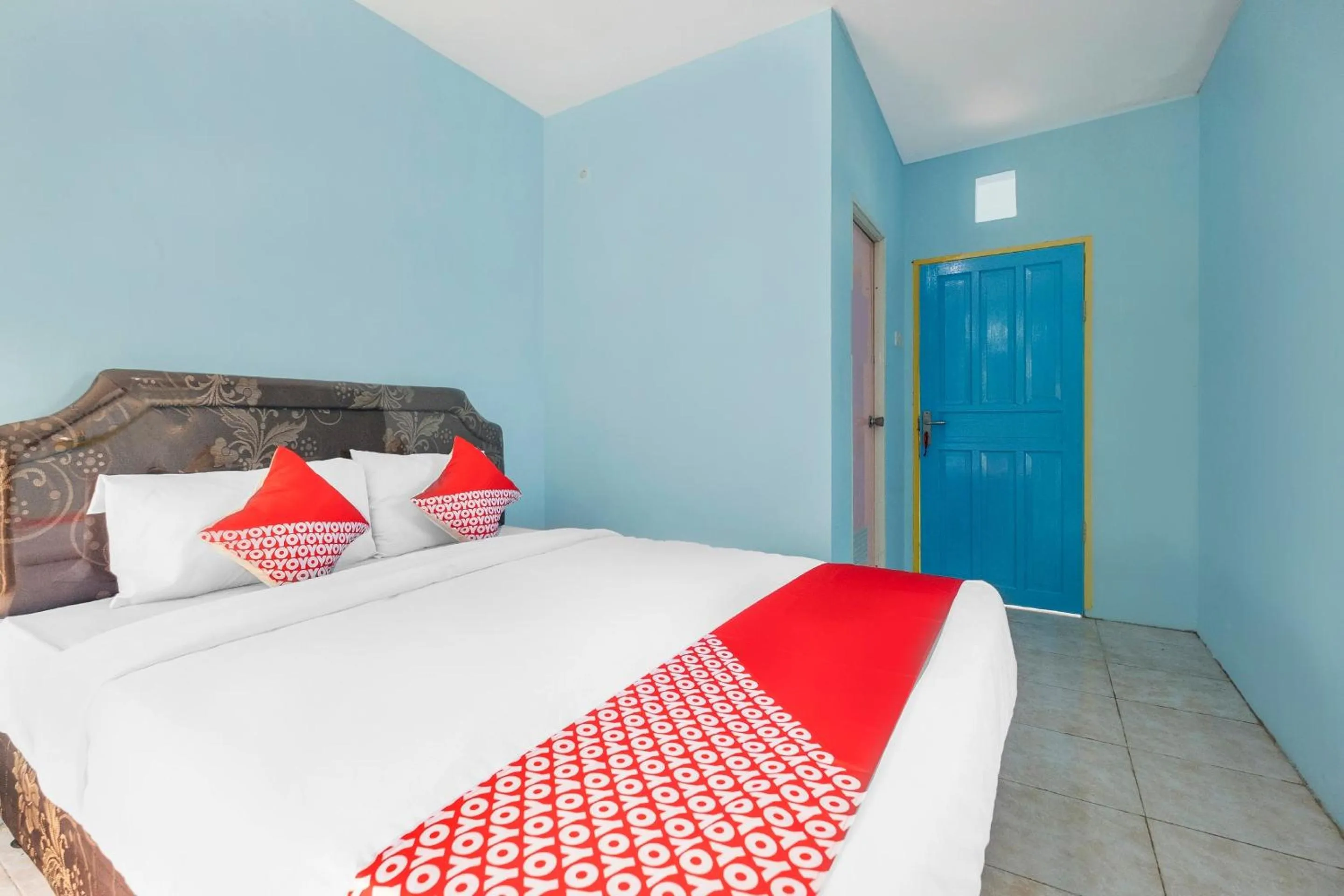 Bedroom, Bed in Hotel O RF Homestay