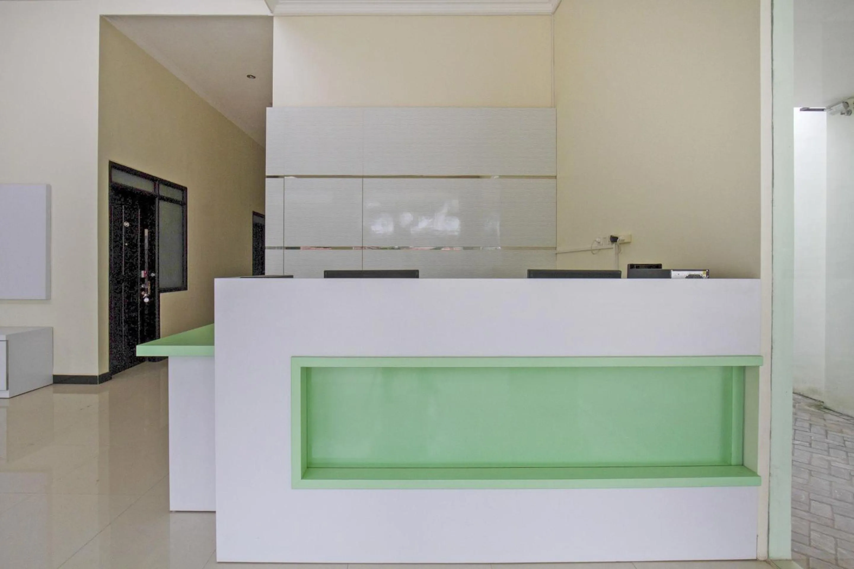 Lobby or reception in Hotel O Irma's Residence