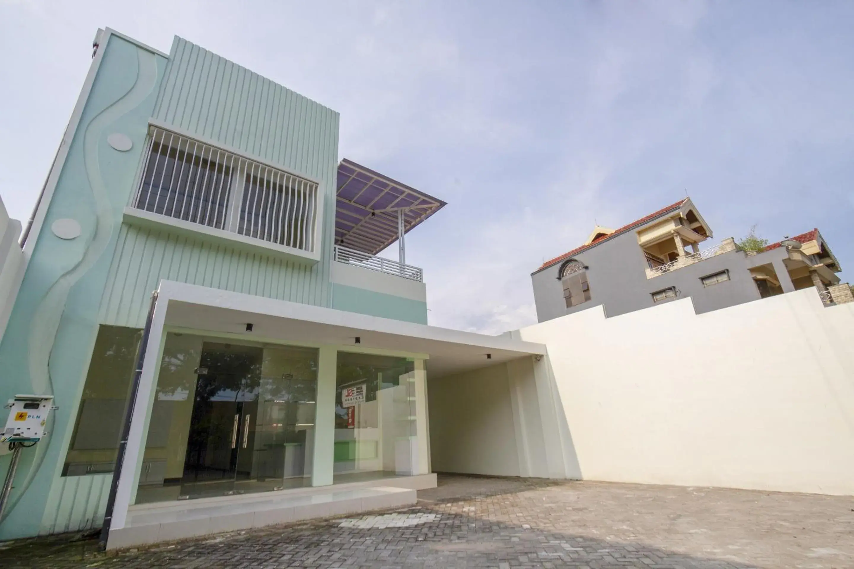 Facade/entrance in Hotel O Irma's Residence Facade/entrance in Hotel O Irma's Residence