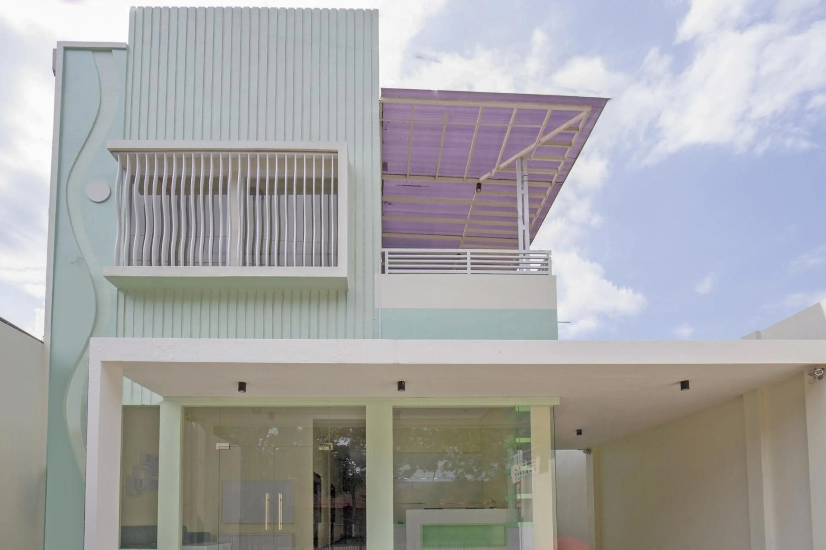 Facade/entrance in Hotel O Irma's Residence